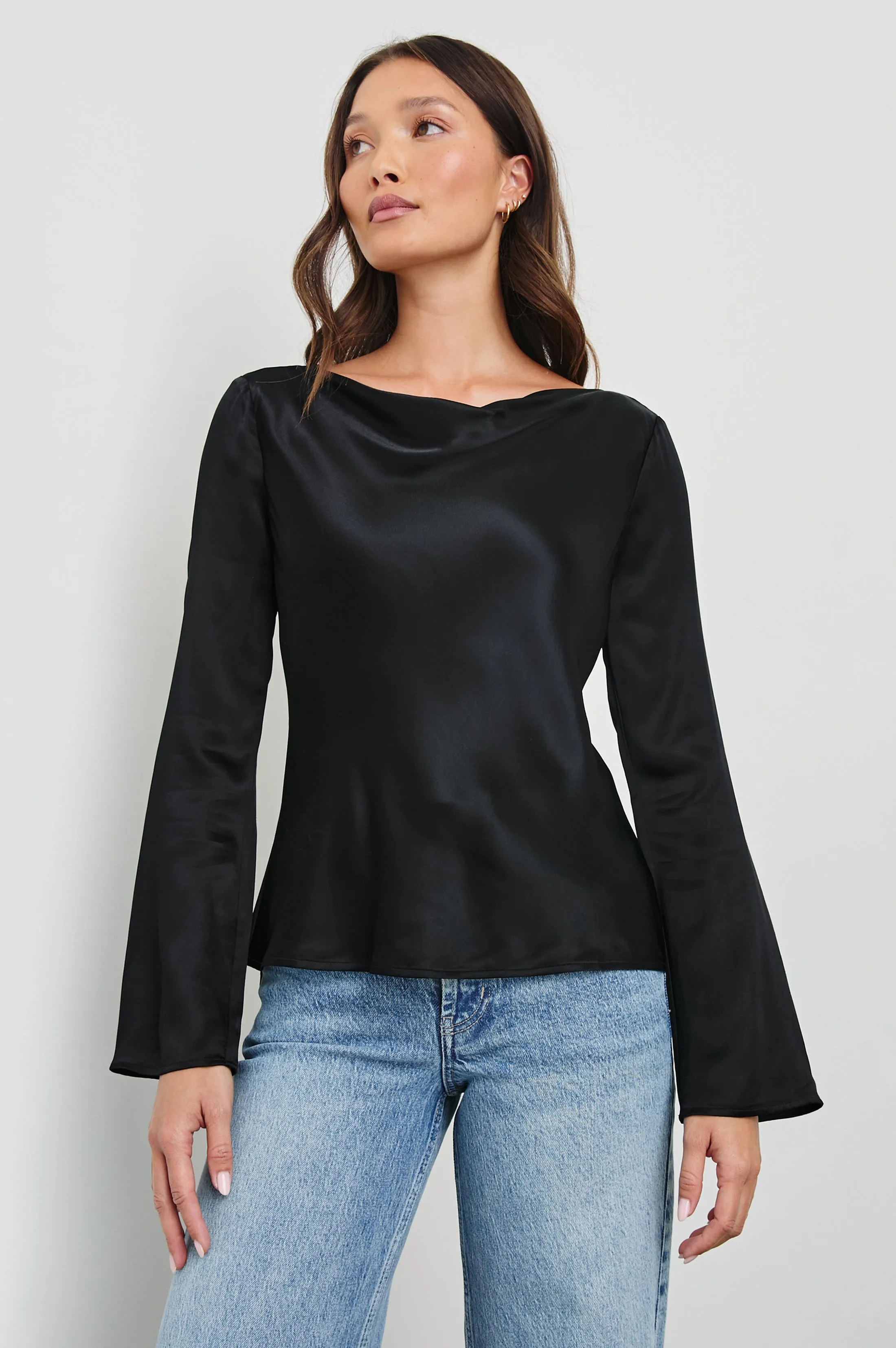 AMARI TOP - BLACK sold by Rails