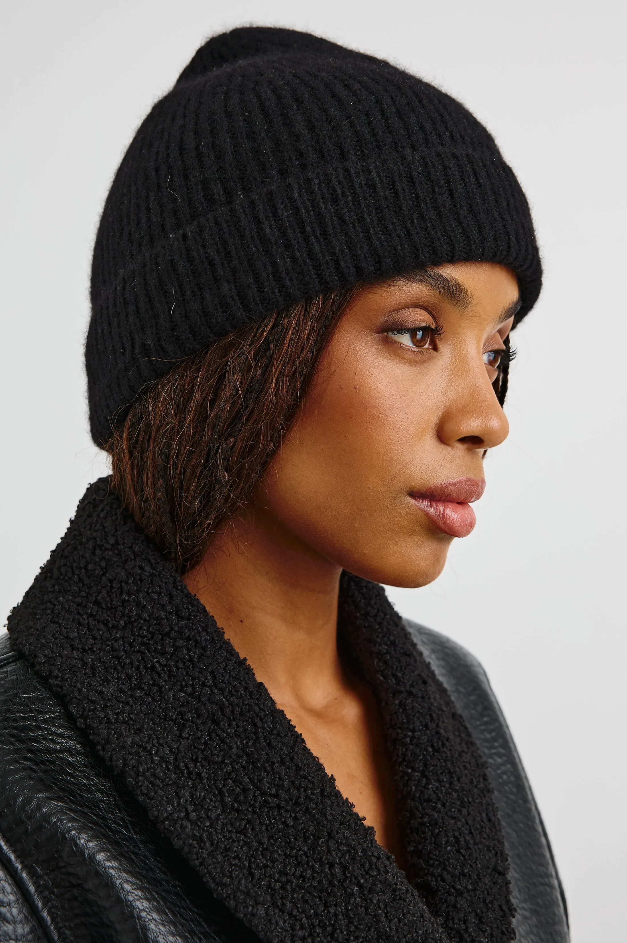 AUTUMN CASHMERE SILK BEANIE - BLACK sold by Rails product image thumbnail 2