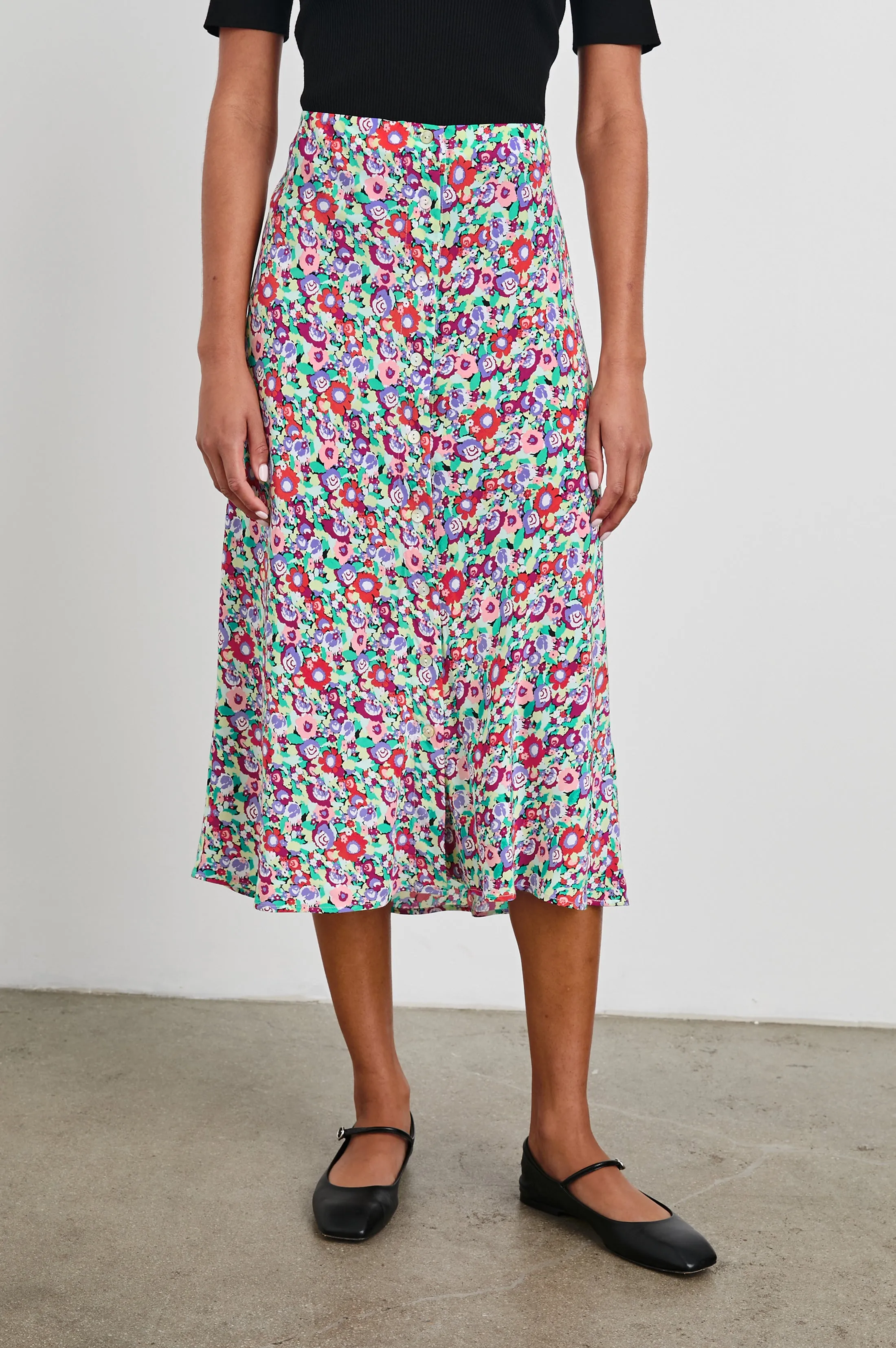 ROSETTA SKIRT - OVERSIZED MULTI FLORAL sold by Rails