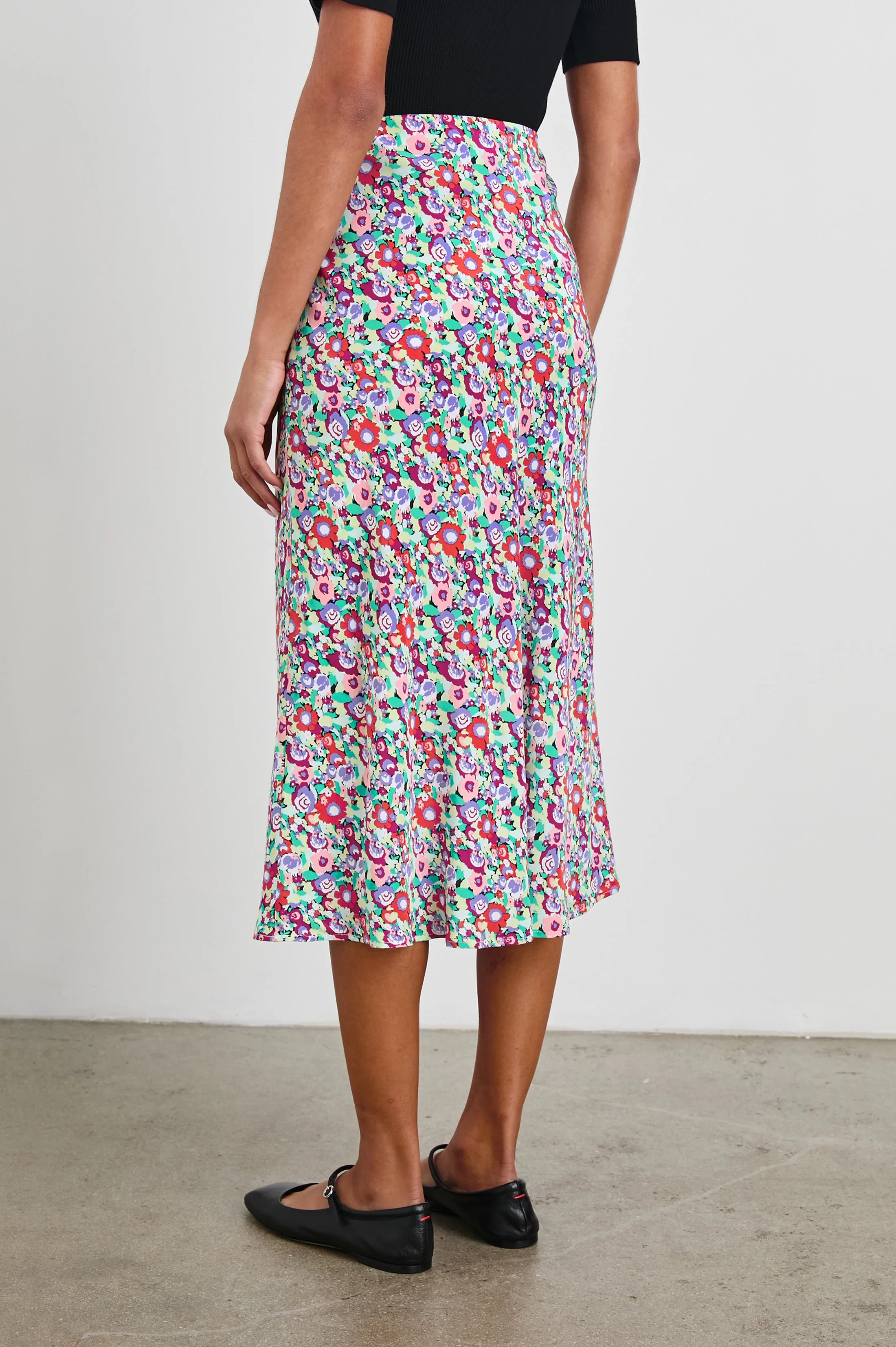 ROSETTA SKIRT - OVERSIZED MULTI FLORAL sold by Rails product image thumbnail 5