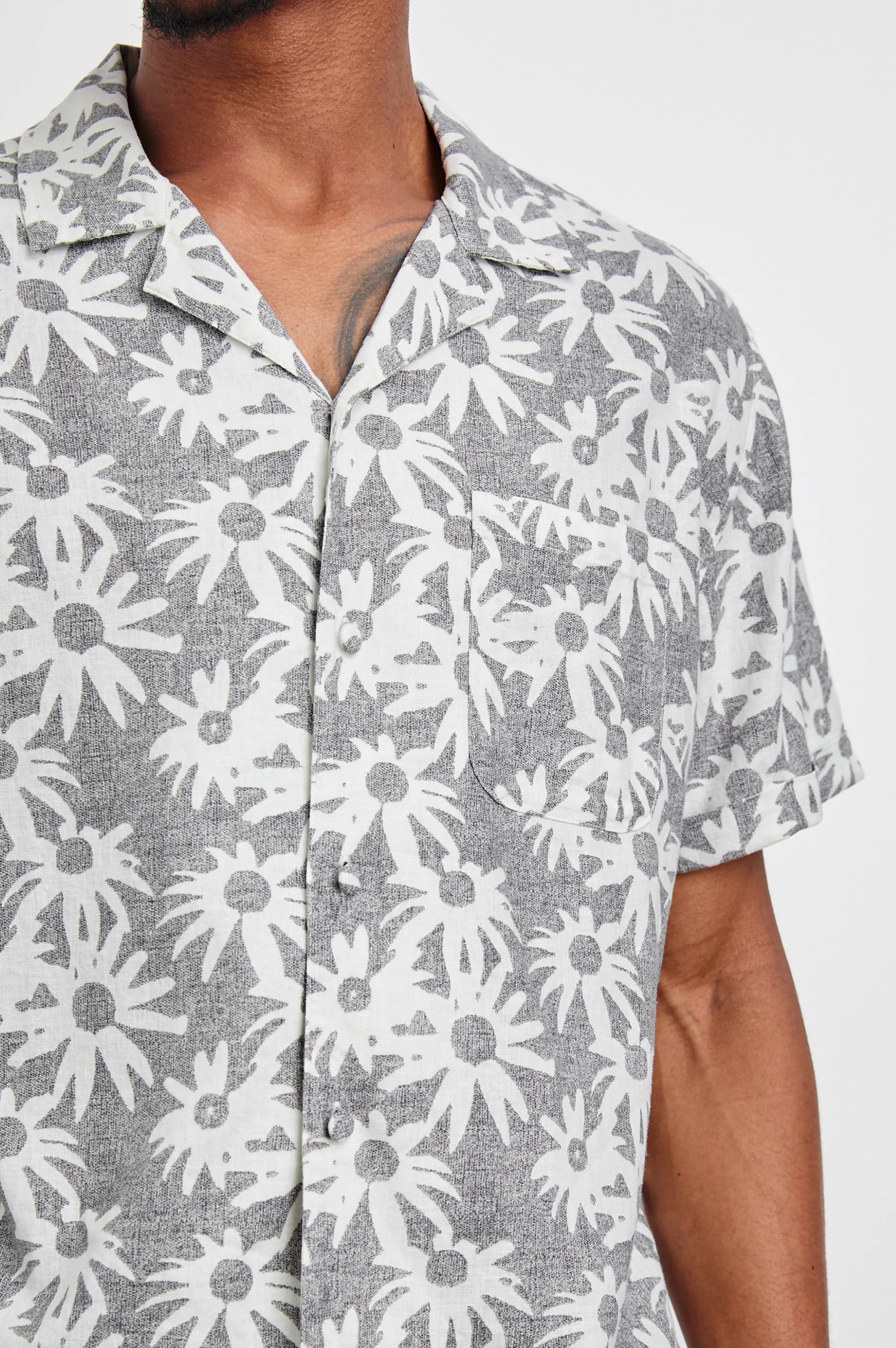 WAIMEA SHIRT - PERENNIAL CHARCOAL WHITE sold by Rails product image thumbnail 2