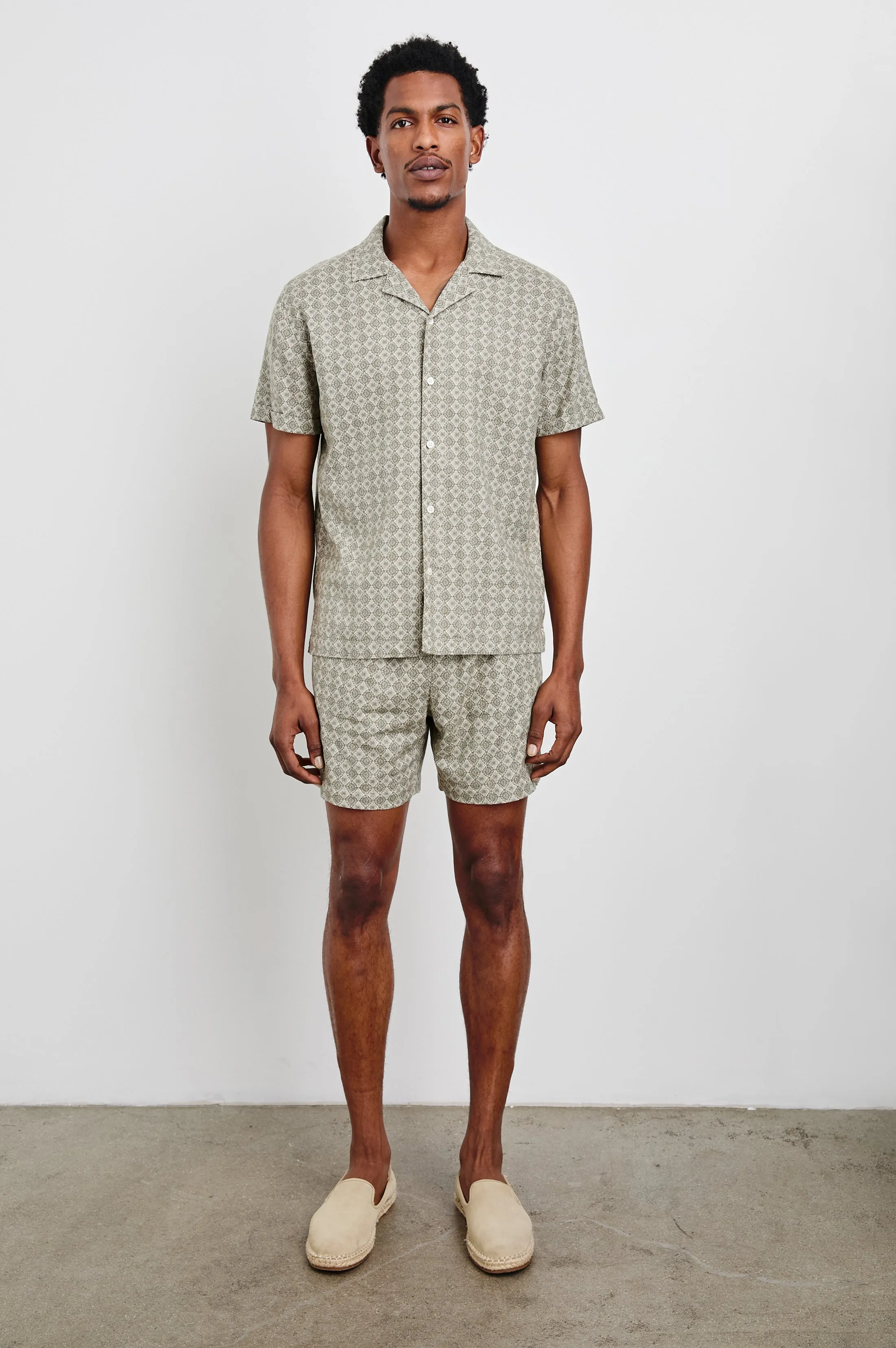 ATLAS SHIRT - DIAMOND OAT OLIVE sold by Rails product image thumbnail 3