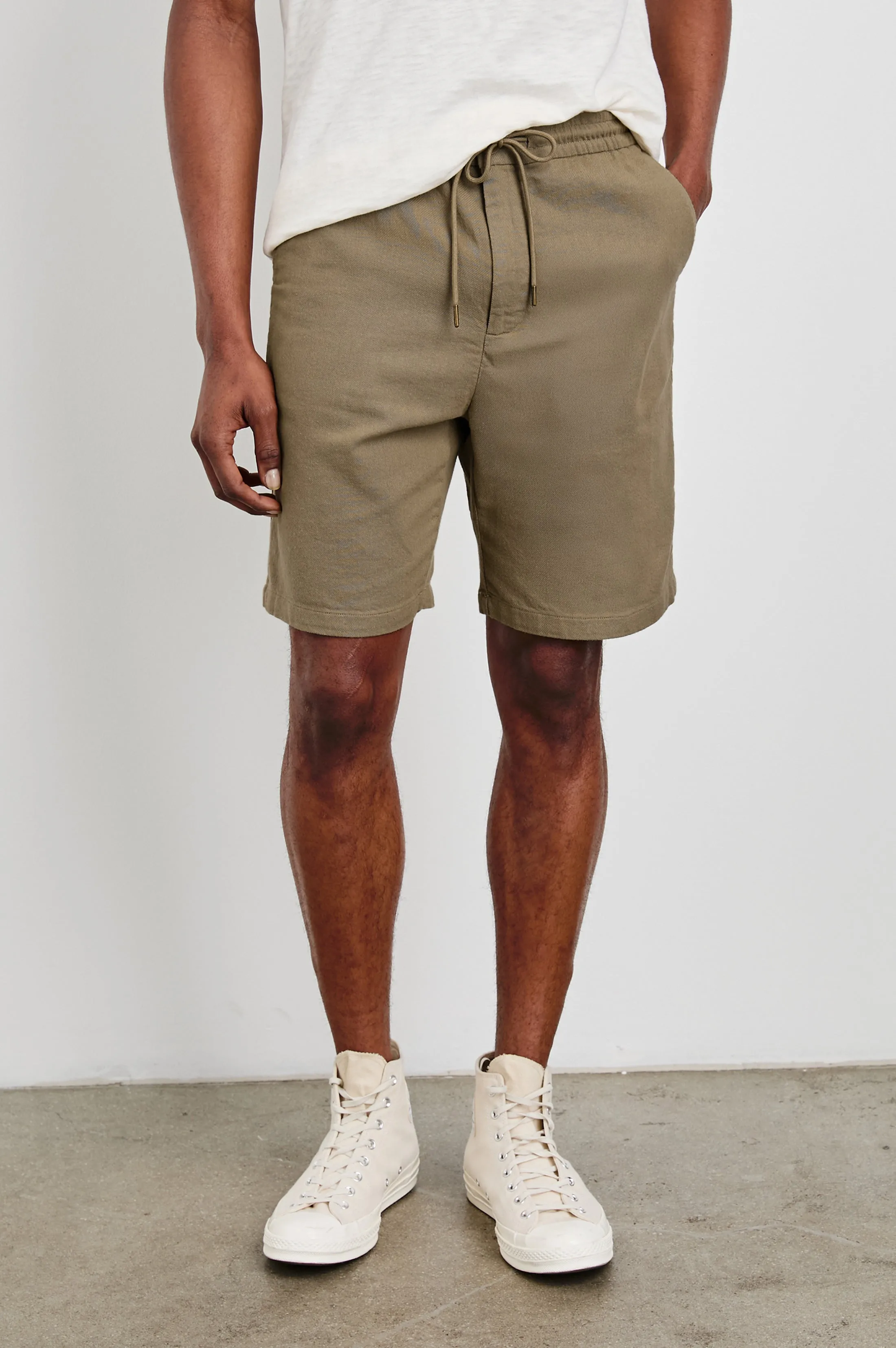 ARCHER 8.5" SHORT - BARLEY sold by Rails