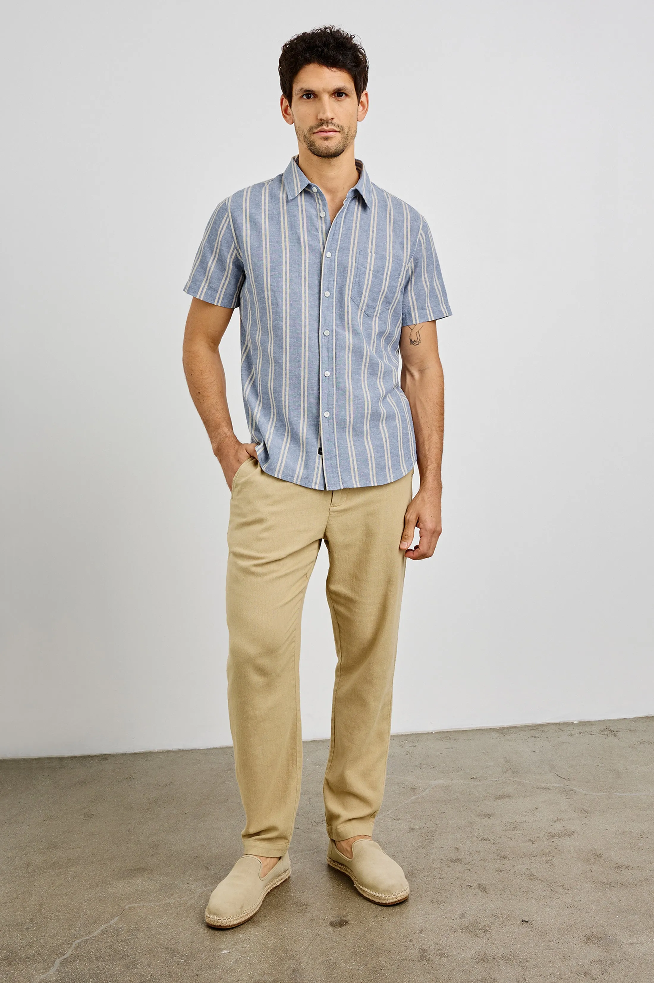 WILDER SHIRT - CHAMBRAY BUTTER sold by Rails product image thumbnail 3