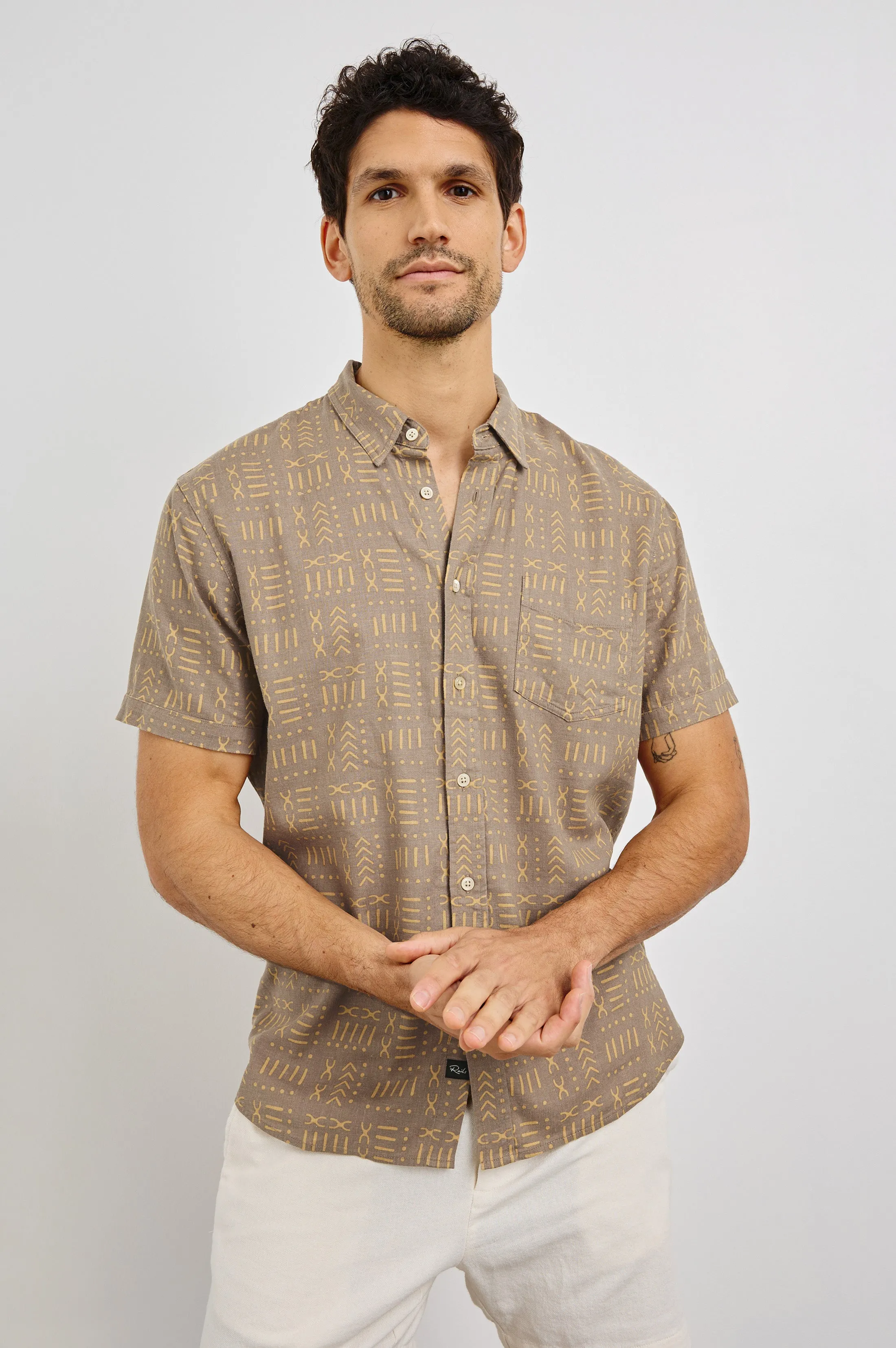CARSON SHIRT - BALI BATIK BROWN sold by Rails