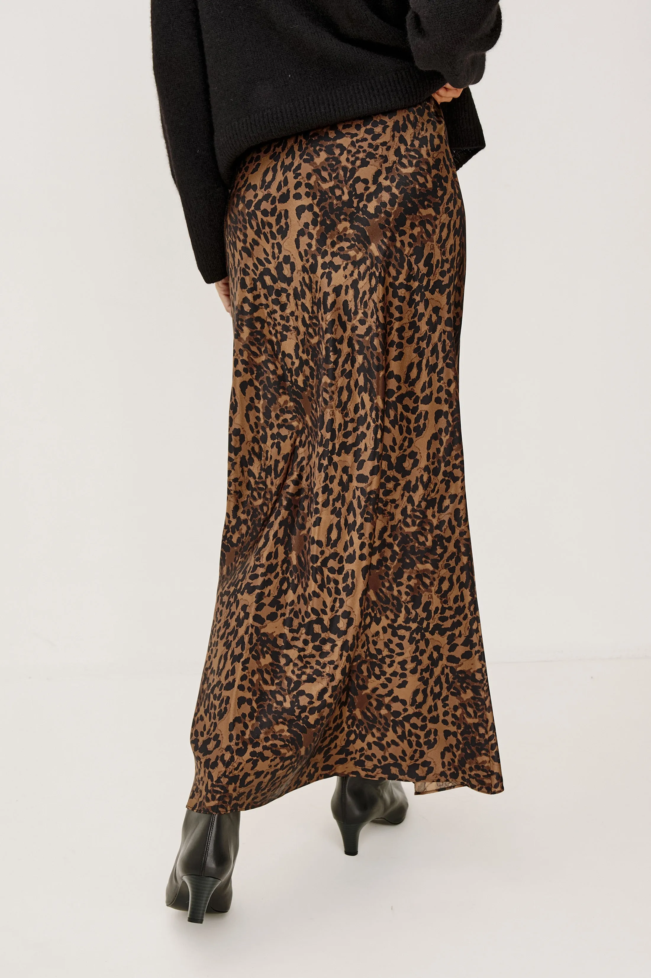 ROMINA SKIRT - GINGER SPOTTED sold by Rails product image thumbnail 4