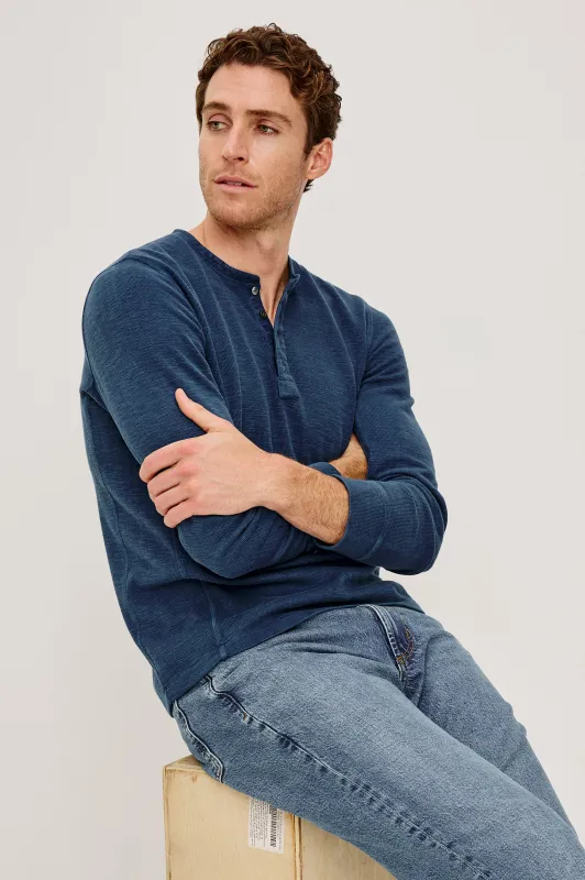 SOTO HENLEY - VINTAGE INDIGO sold by Rails