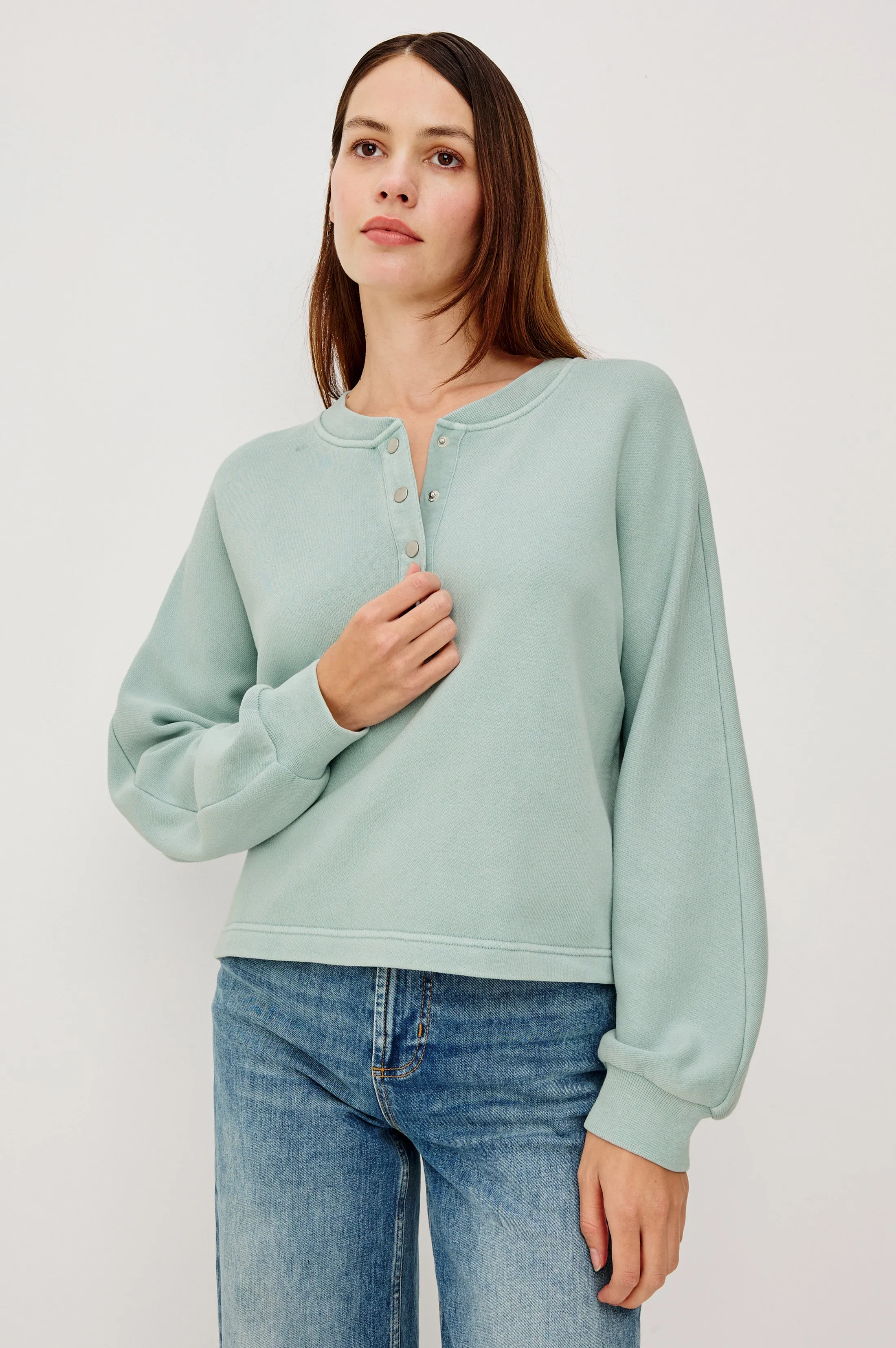 LEONIE SWEATSHIRT - ARCTIC BLUE sold by Rails