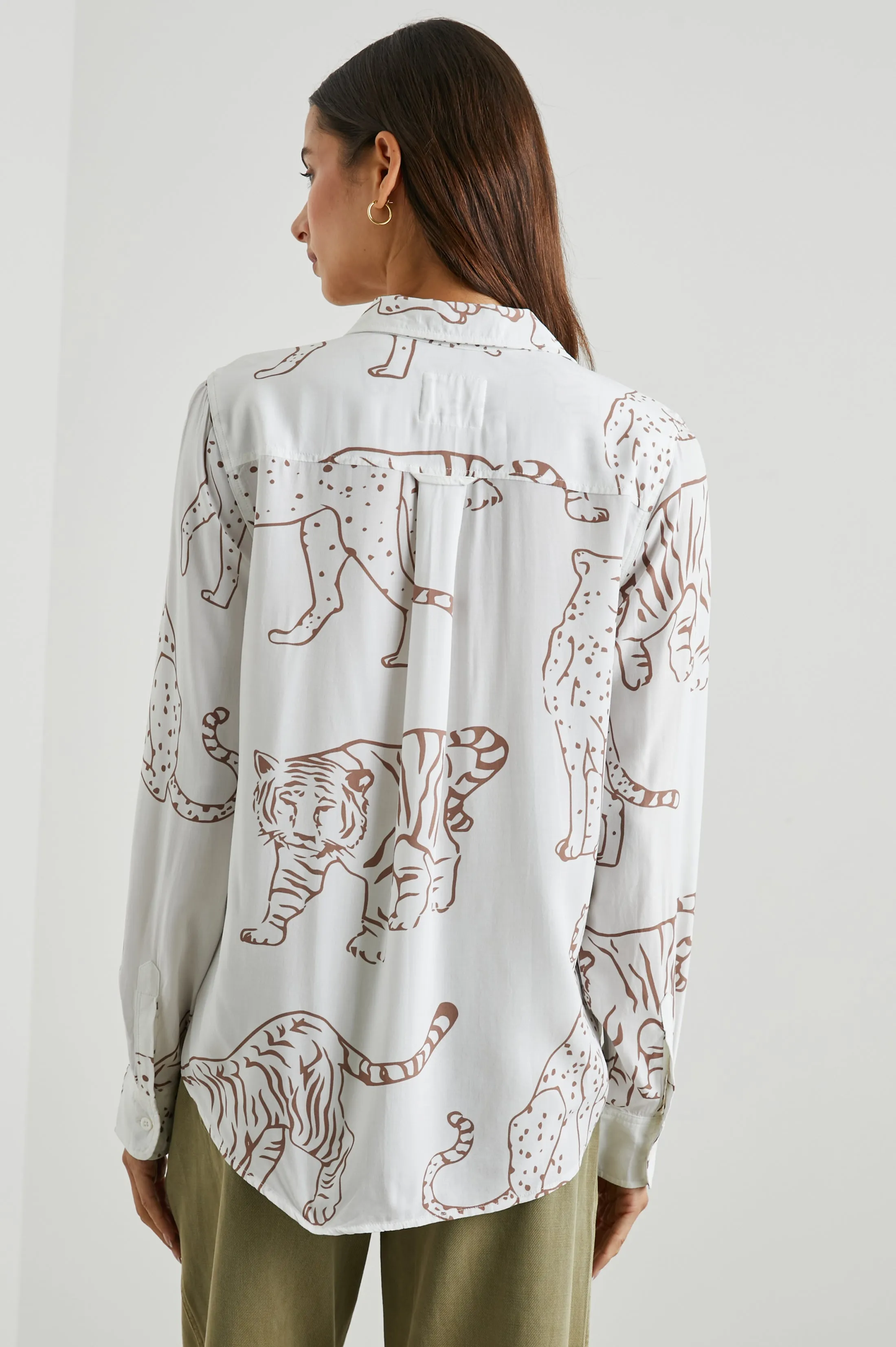 KATHRYN SHIRT - CAMEL JUNGLE CATS sold by Rails product image thumbnail 5