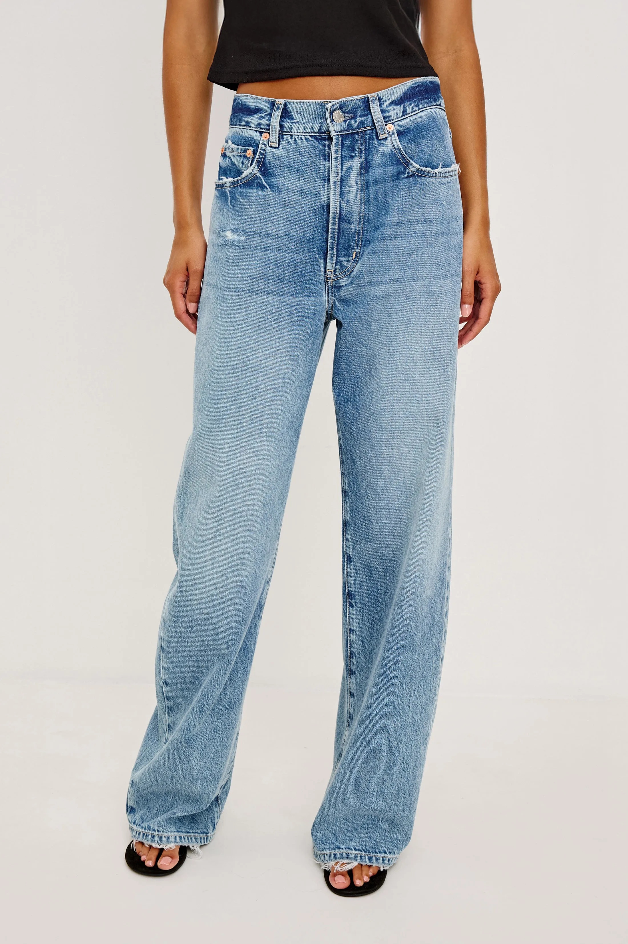 BELMONT ARC - AUTHENTIC STONE sold by Rails