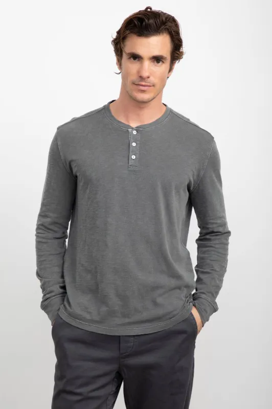 SKHI HENLEY - WASHED BLACK sold by Rails