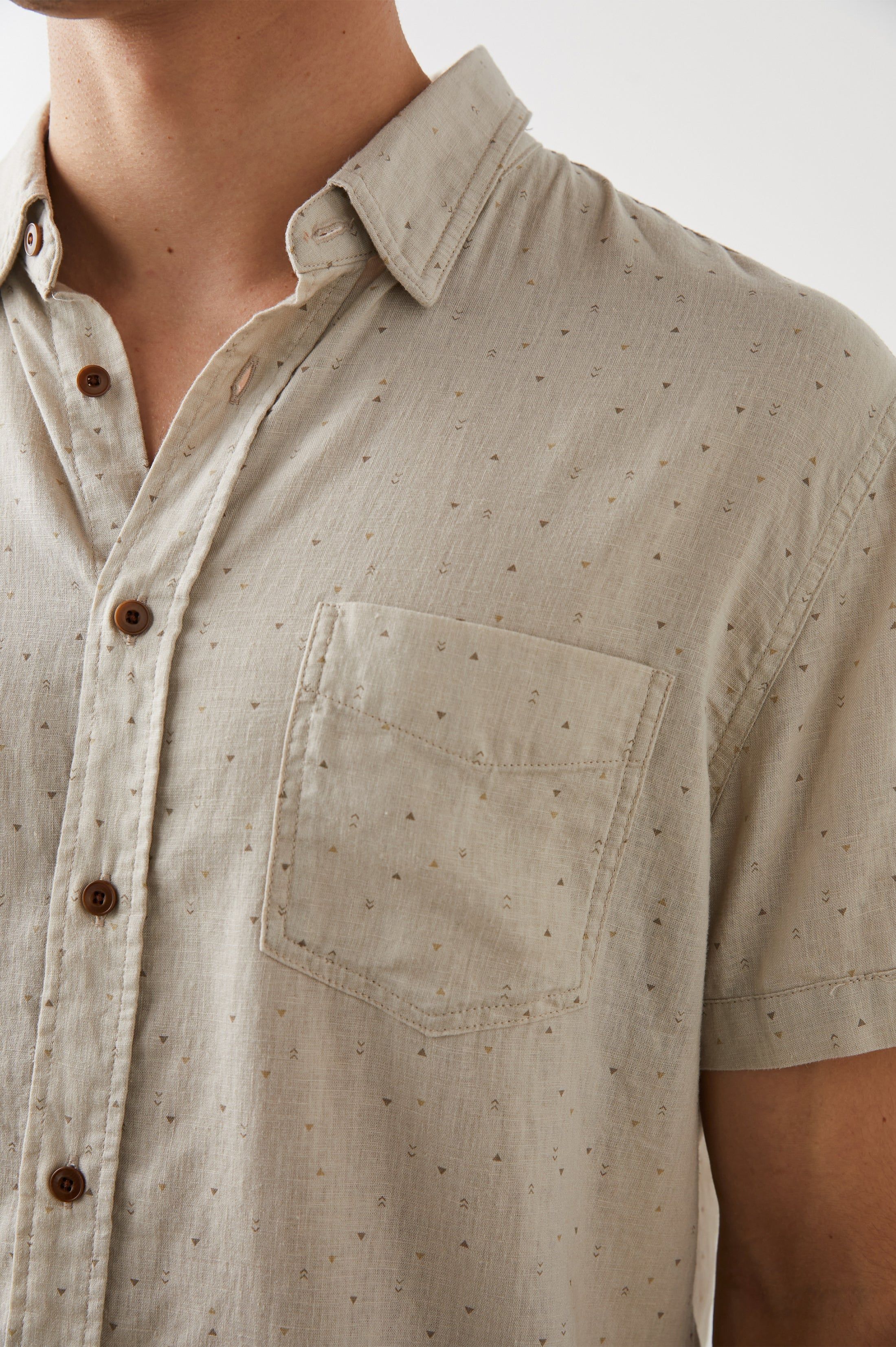 CARSON SHIRT - TRIANGLE GEO RETRO PAPER sold by Rails product image thumbnail 2