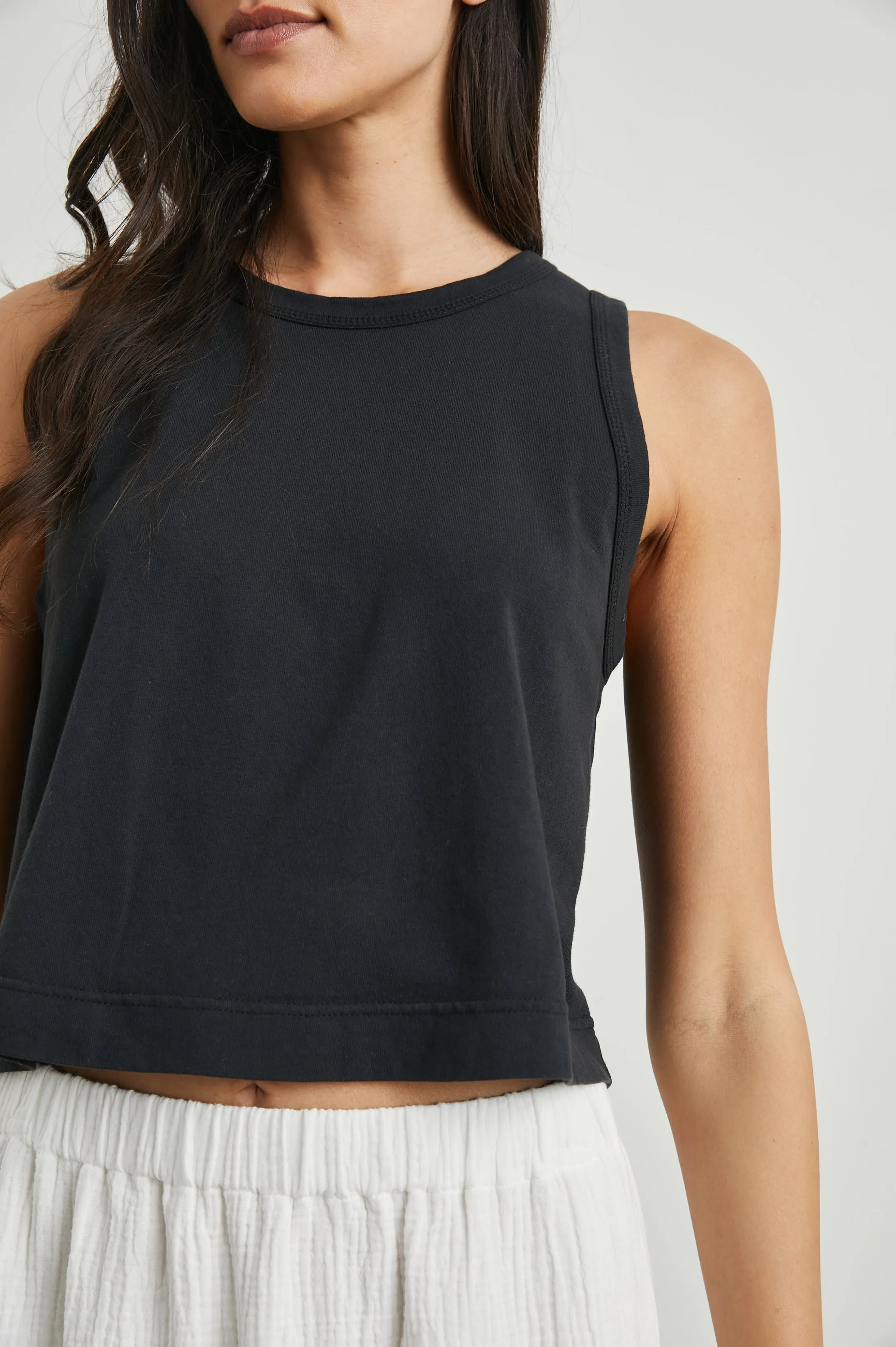 THE BOXY TANK - BLACK sold by Rails product image thumbnail 2