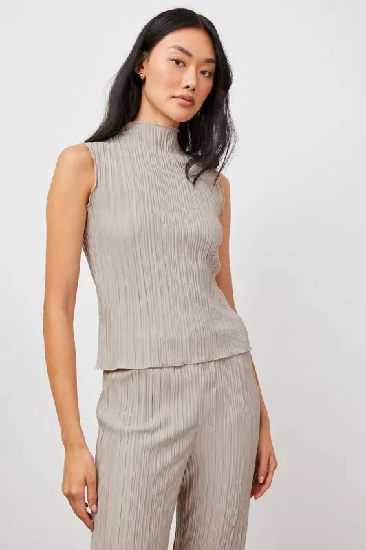 TREA TOP - OYSTER sold by Rails