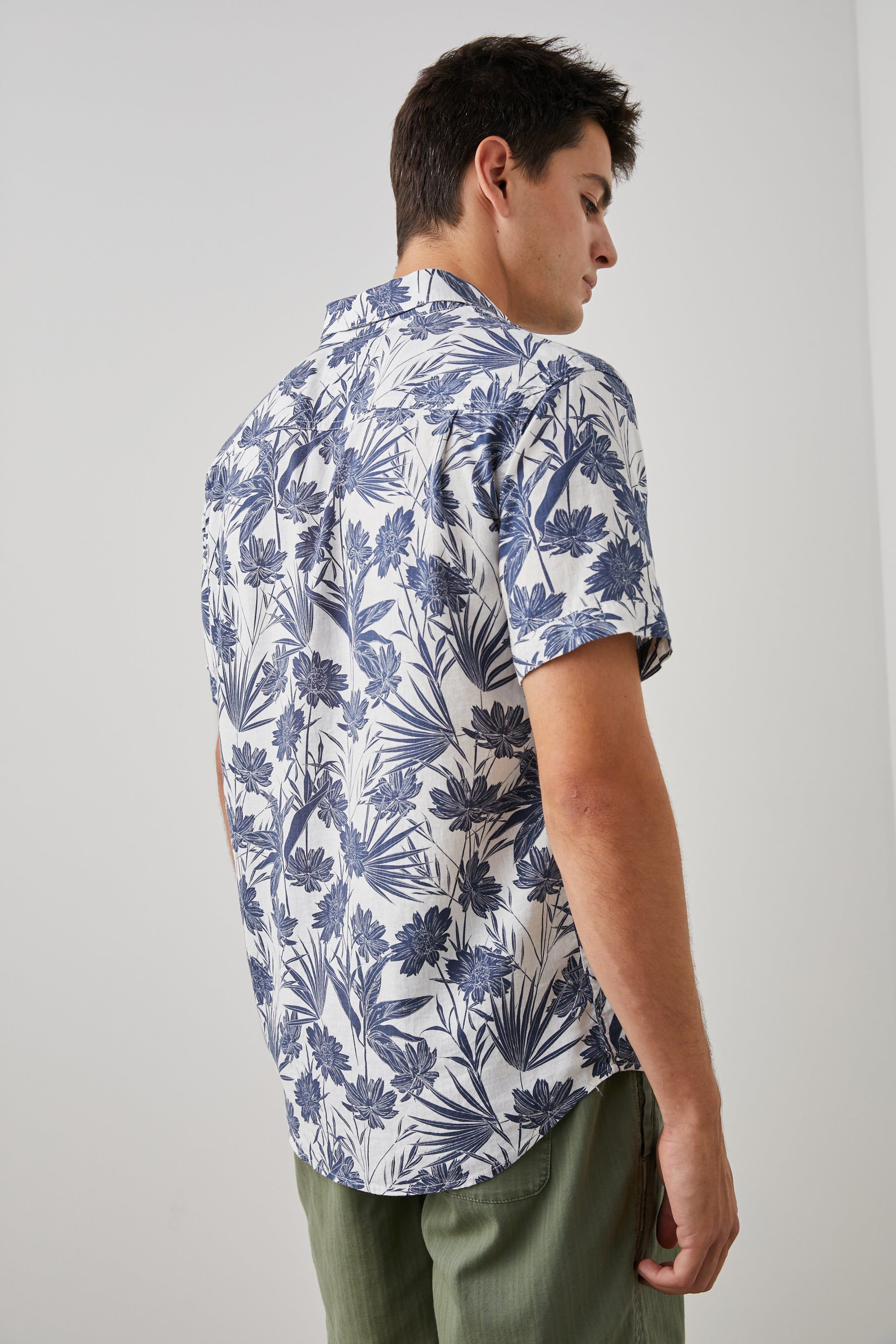 CARSON SHIRT - JUNGLE FOLIAGE ROYAL sold by Rails product image thumbnail 5