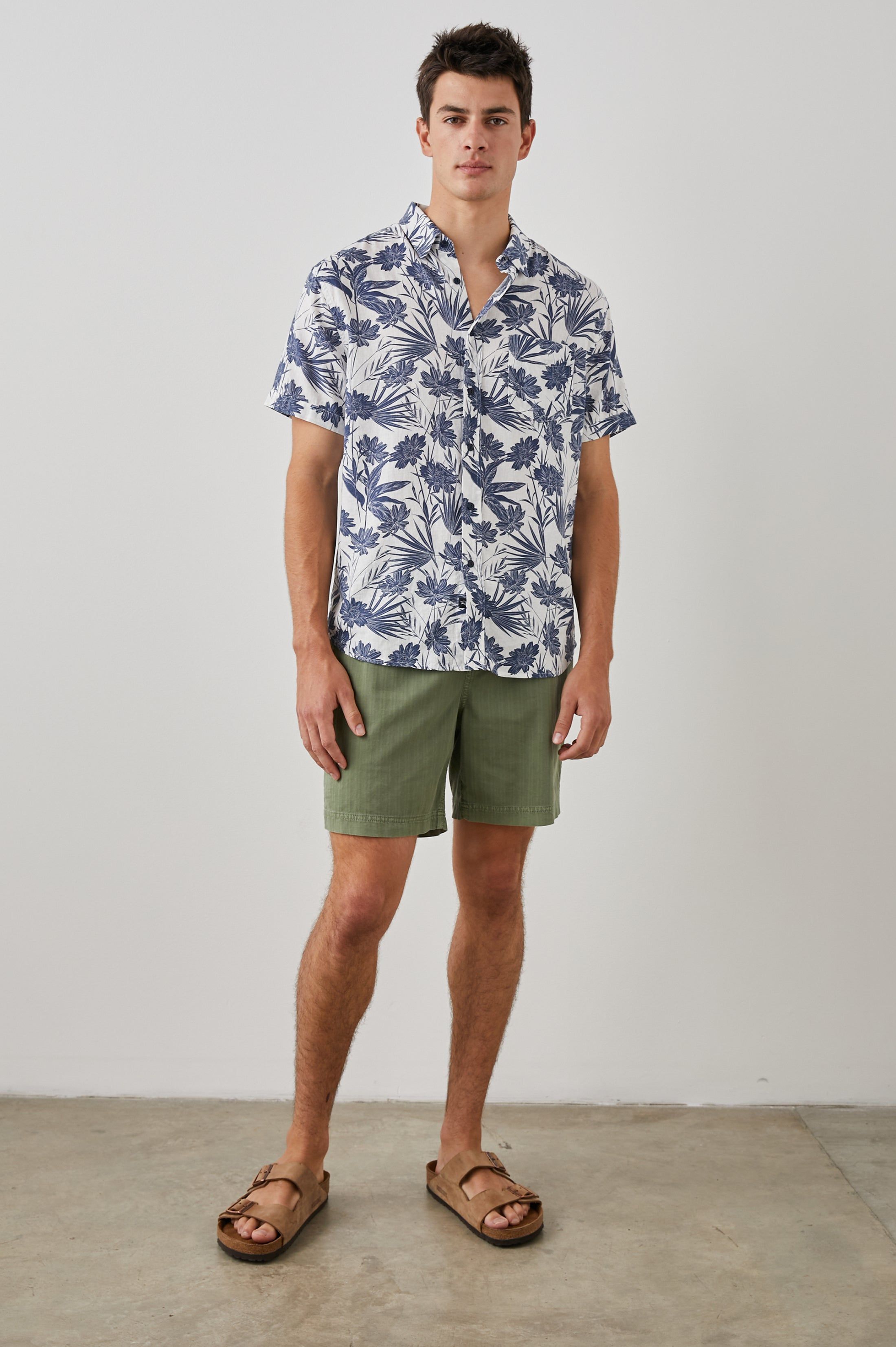 CARSON SHIRT - JUNGLE FOLIAGE ROYAL sold by Rails product image thumbnail 3