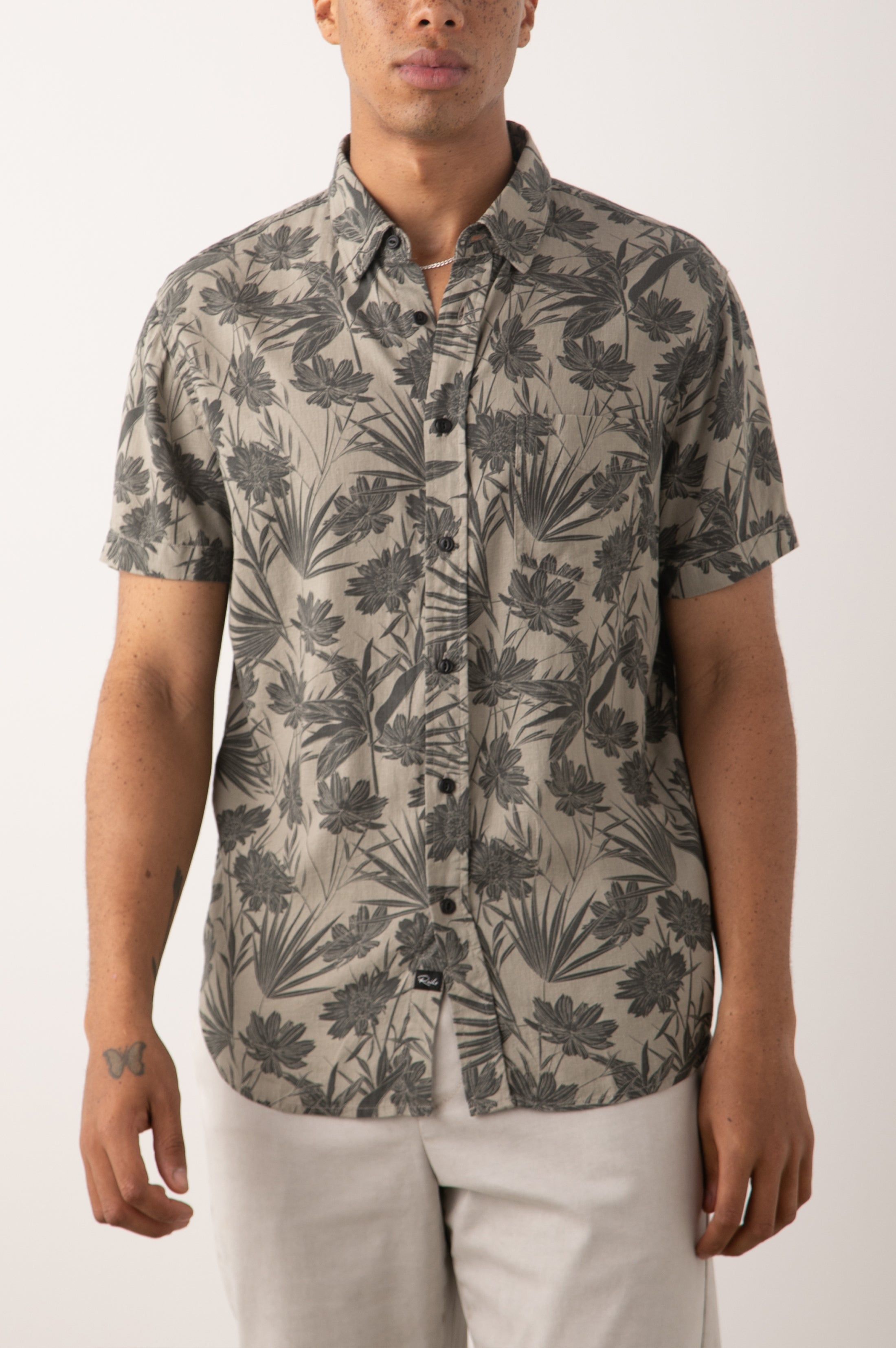CARSON SHIRT - JUNGLE FOLIAGE OLIVE sold by Rails product image thumbnail 2
