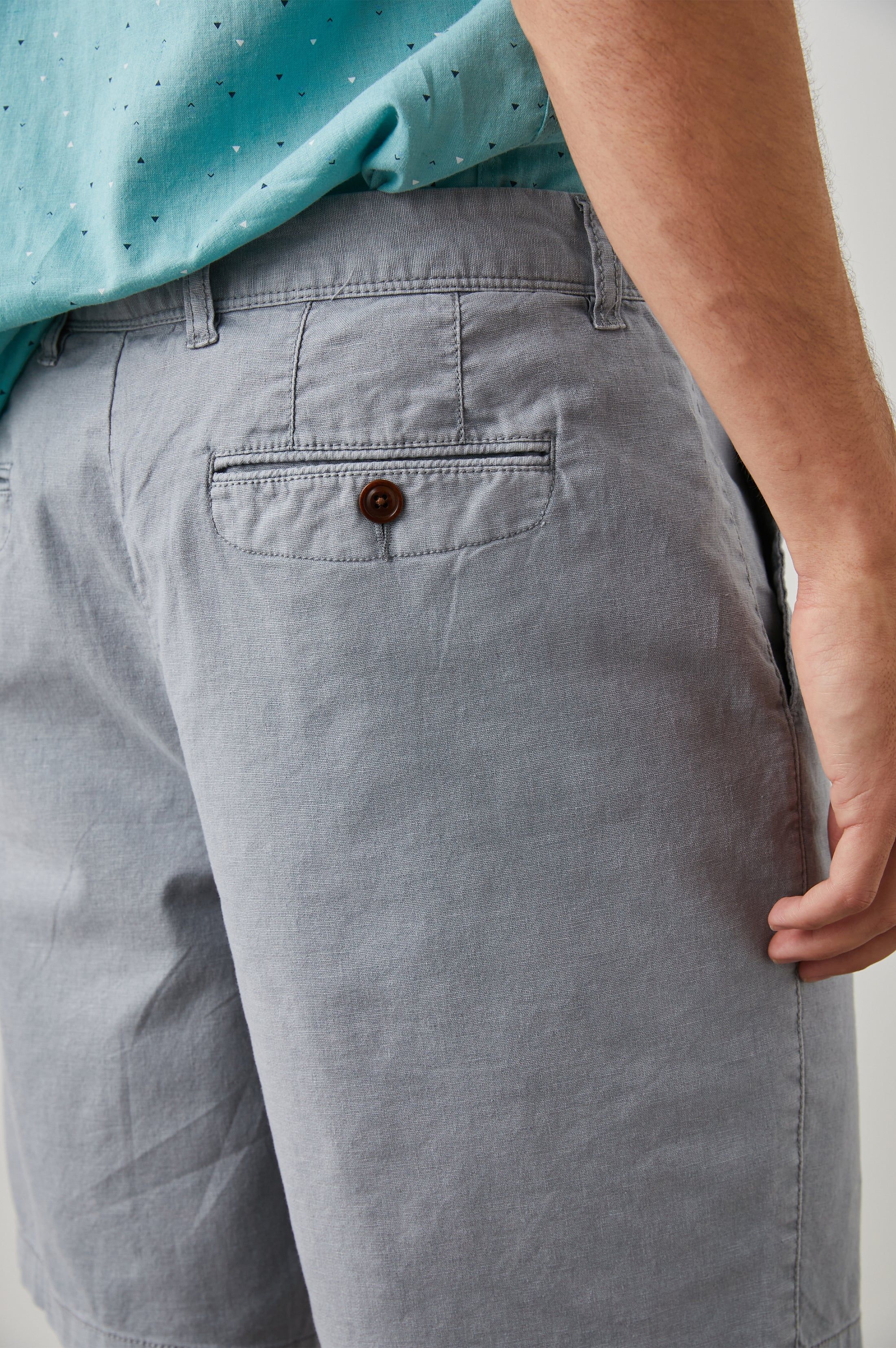 BODEN SHORT - GRAVEL sold by Rails product image thumbnail 6