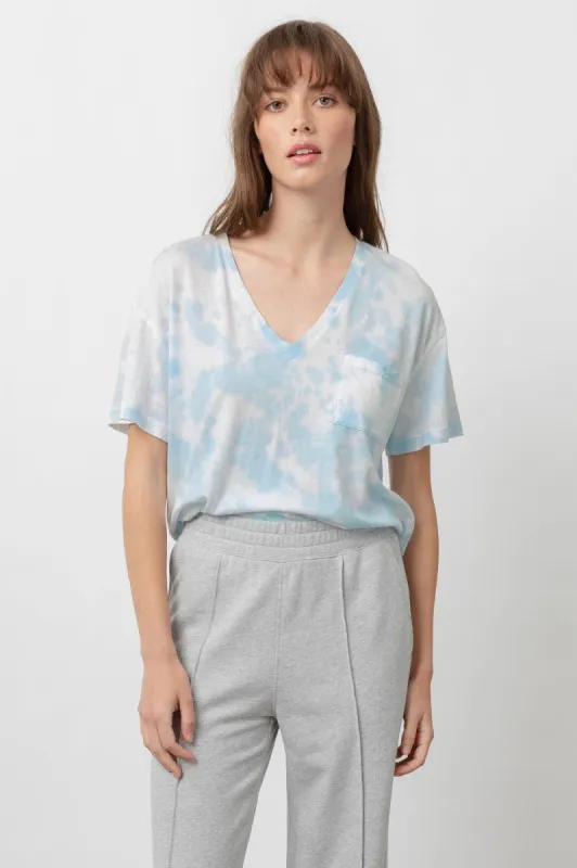THE POCKET V T-SHIRT - LIGHT BLUE TIE DYE sold by Rails