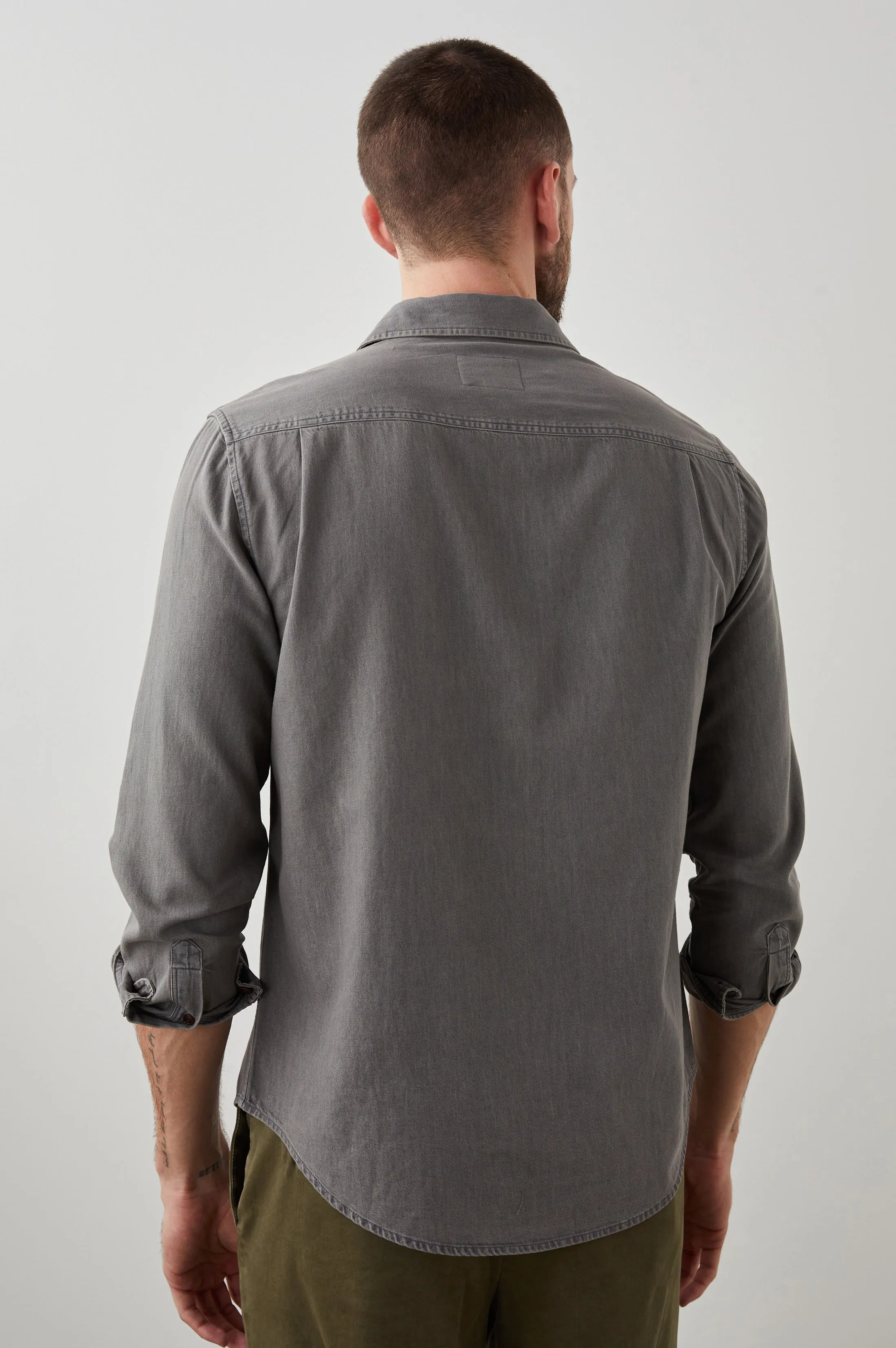 RHET SHIRT - WASHED BLACK CHAMBRAY sold by Rails product image thumbnail 4