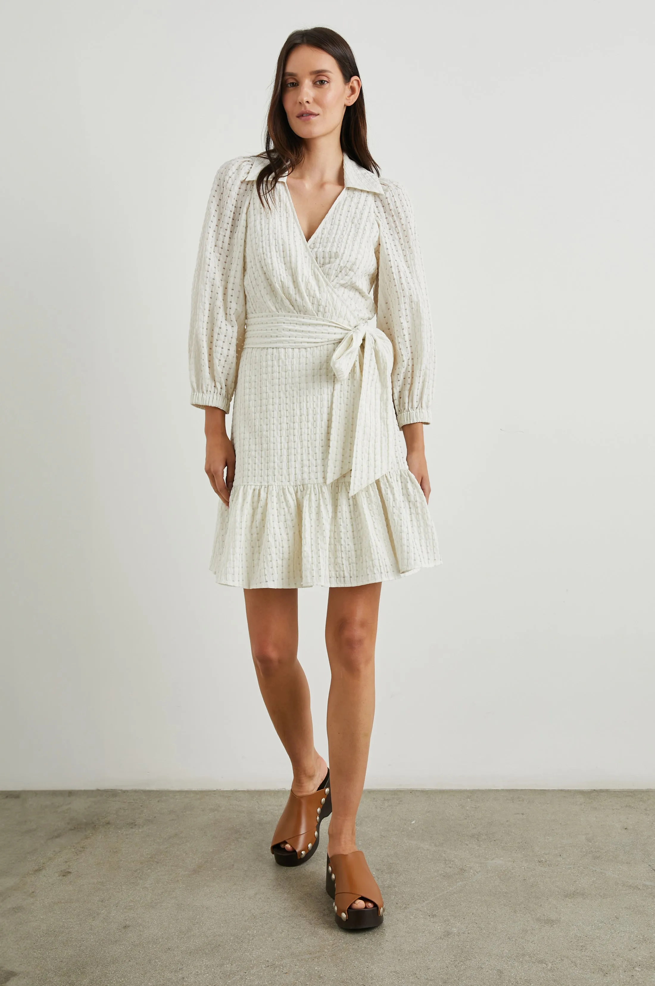 KIARA DRESS - IVORY SEERSUCKER sold by Rails