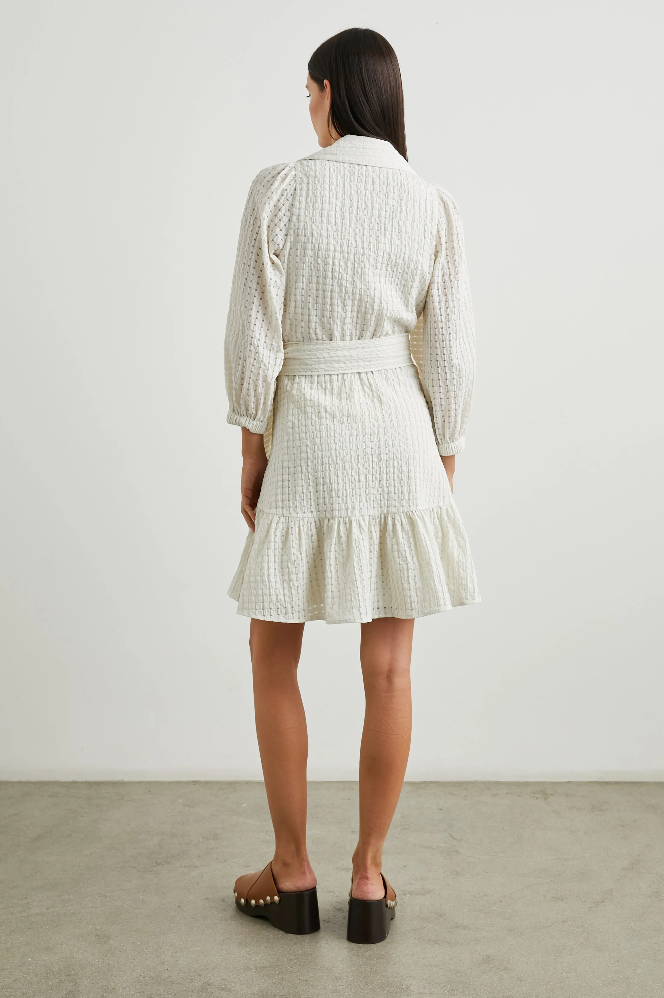 KIARA DRESS - IVORY SEERSUCKER sold by Rails product image thumbnail 5