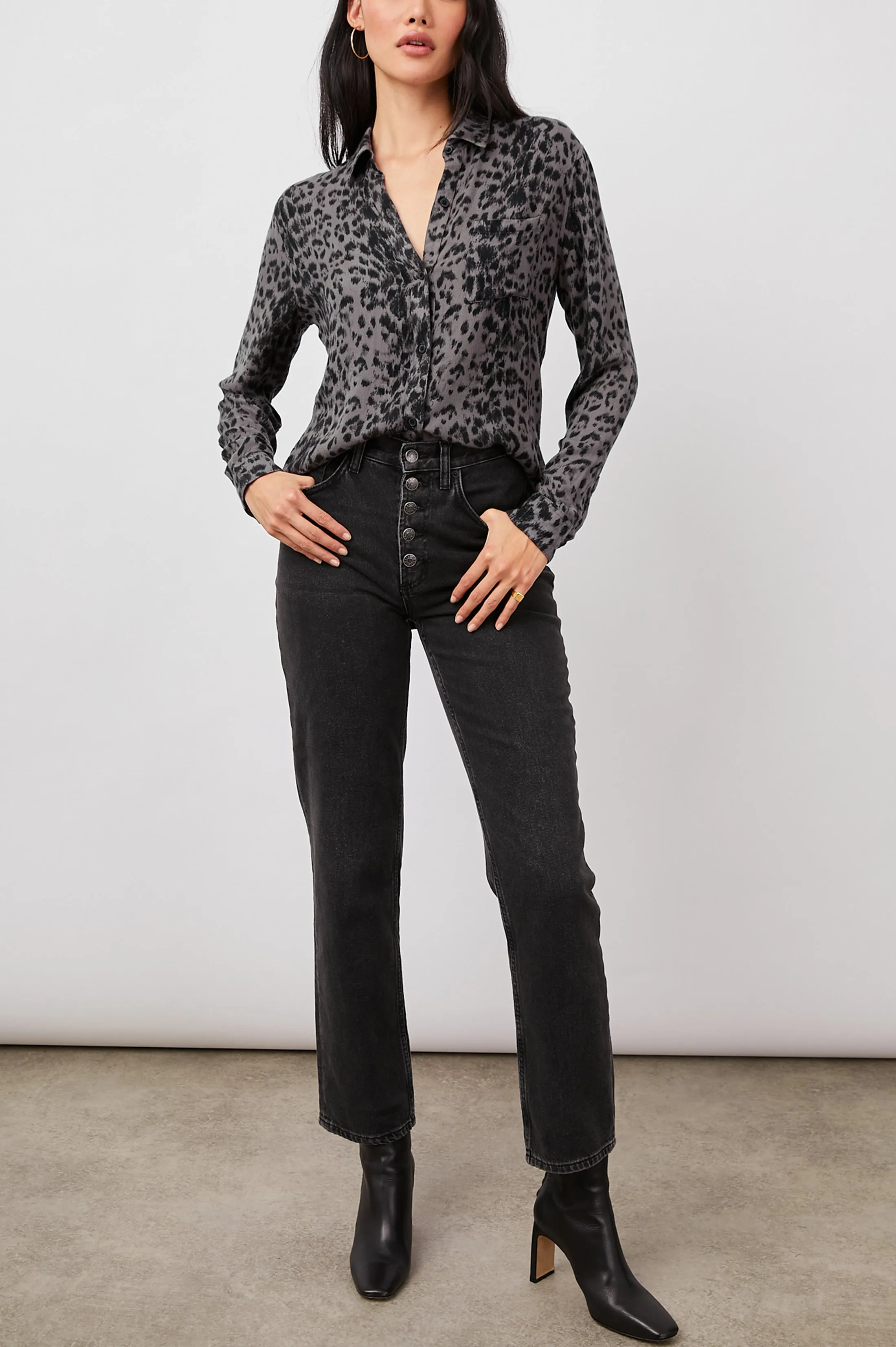 HUNTER SHIRT - UMBER LEOPARD SPOTS sold by Rails product image thumbnail 3