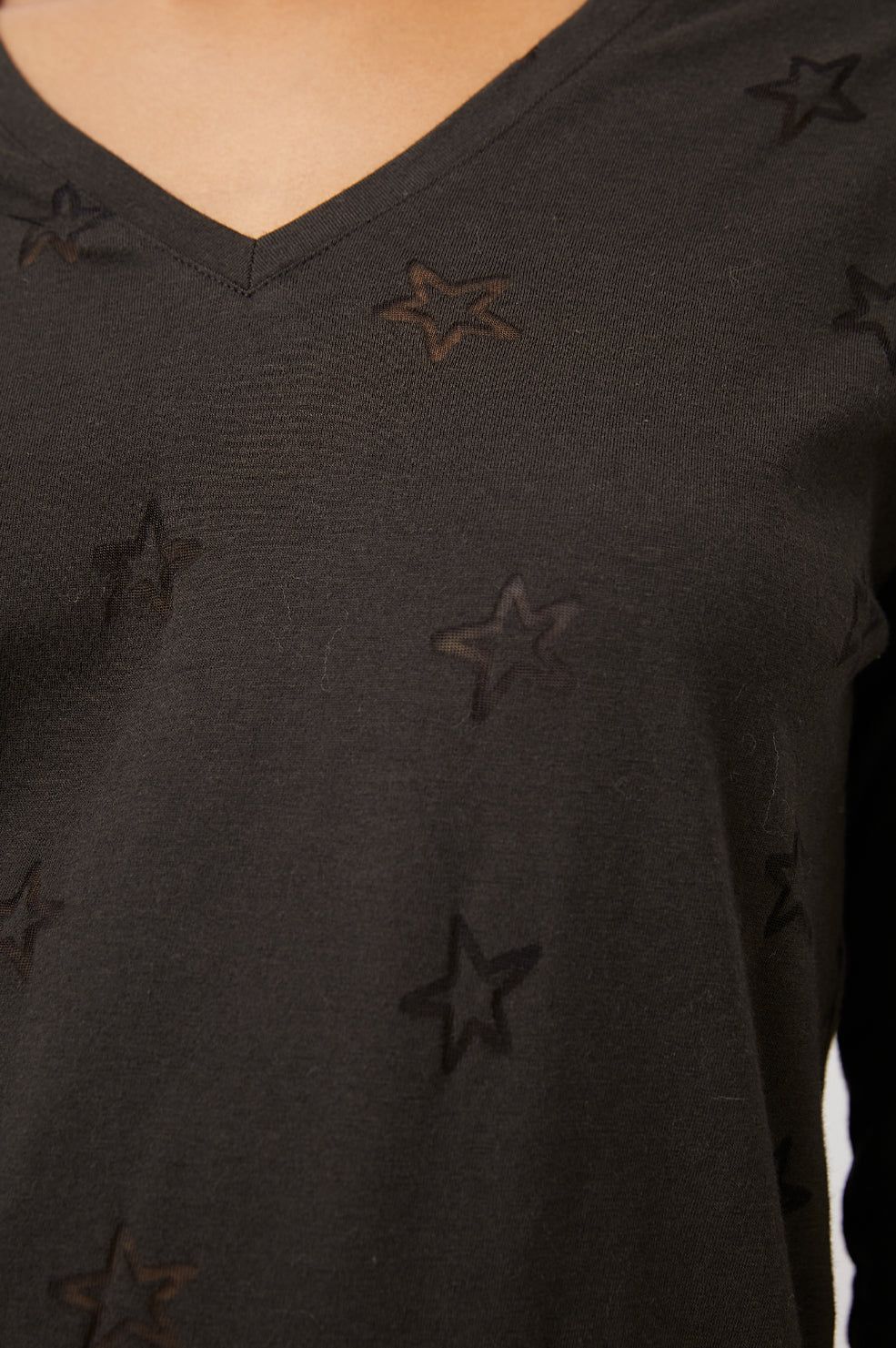 THE SAMI LONG SLEEVE V T-SHIRT - BLACK STARS BURNOUT sold by Rails product image thumbnail 2