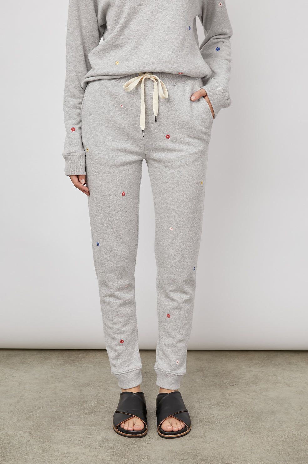 THEO & OAKLAND SET - HEATHER GREY DAISIES EMBROIDERY sold by Rails product image thumbnail 2