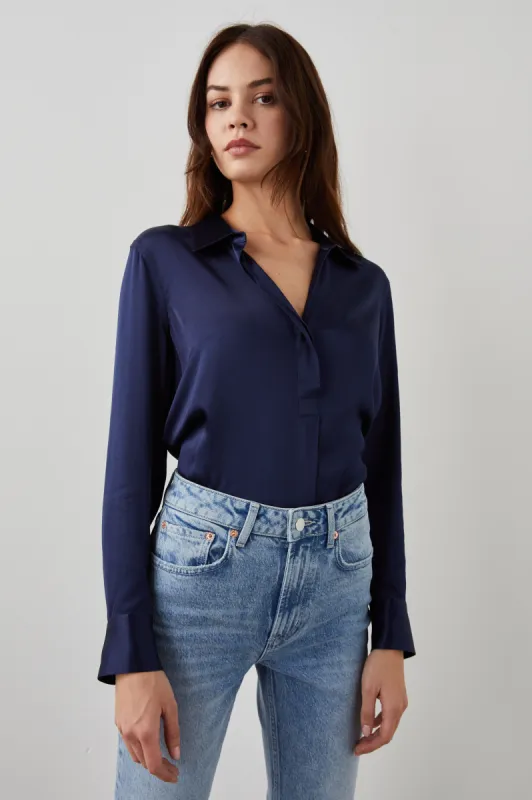 NISSA TOP - NAVY sold by Rails