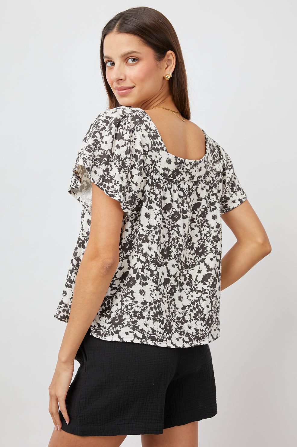 MAGNOLIA TOP - CAMEO FLORAL sold by Rails product image thumbnail 4