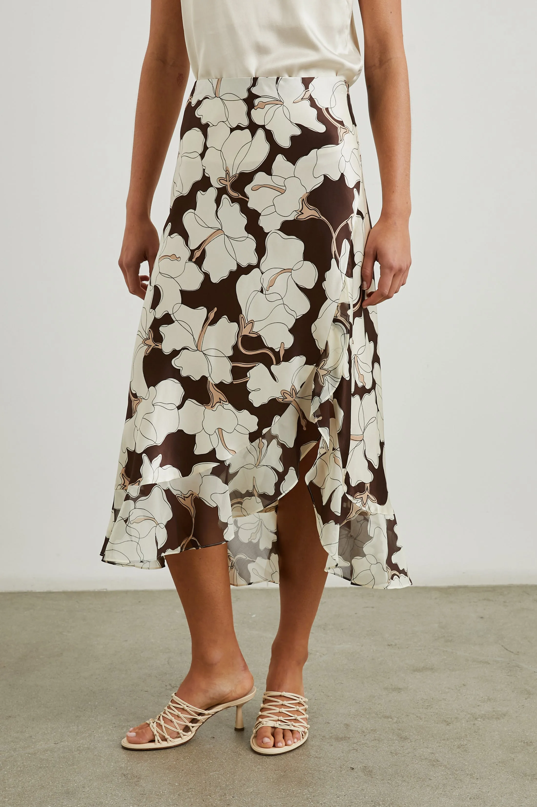 ADIA SKIRT - MOCHA FLORAL sold by Rails