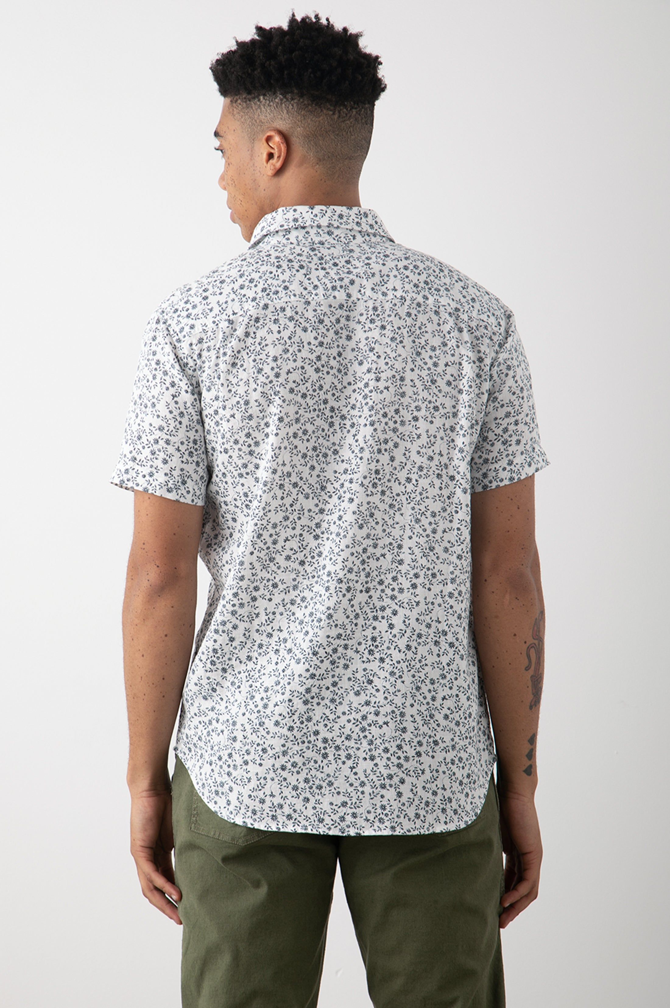 FAIRFAX SHIRT - CREEPING IVY WHITE BLUE sold by Rails product image thumbnail 6