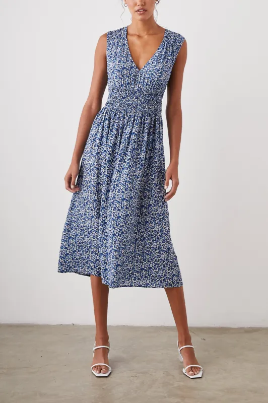 IZZY DRESS - ICE CHRYSANTHEMUM sold by Rails