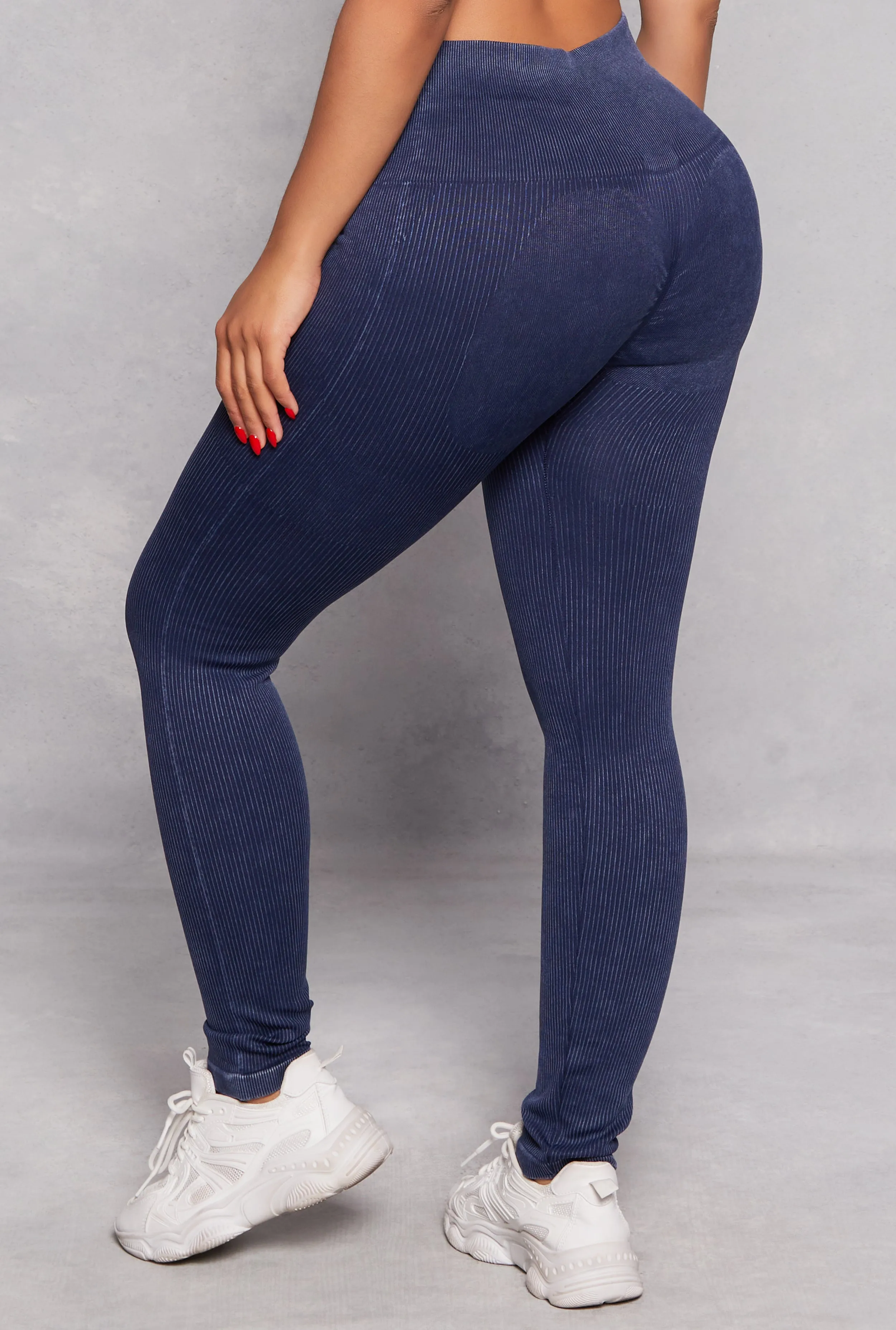 Daisy Seamless Ribbed High Waisted Leggings sold by Rainbow product image thumbnail 3
