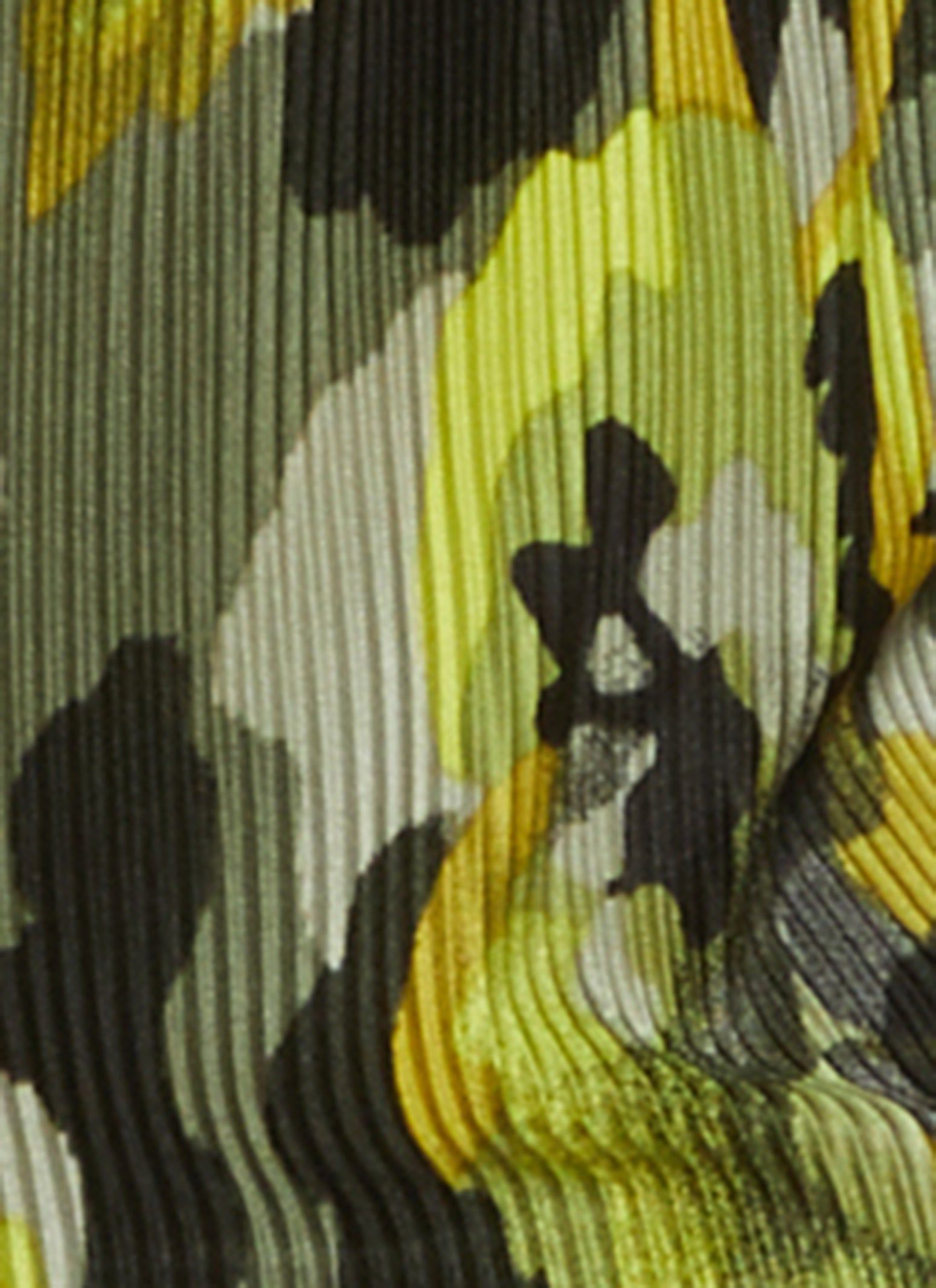 Patterned Plisse Open Front Shirt with Halter Top sold by Rainbow product image thumbnail 4