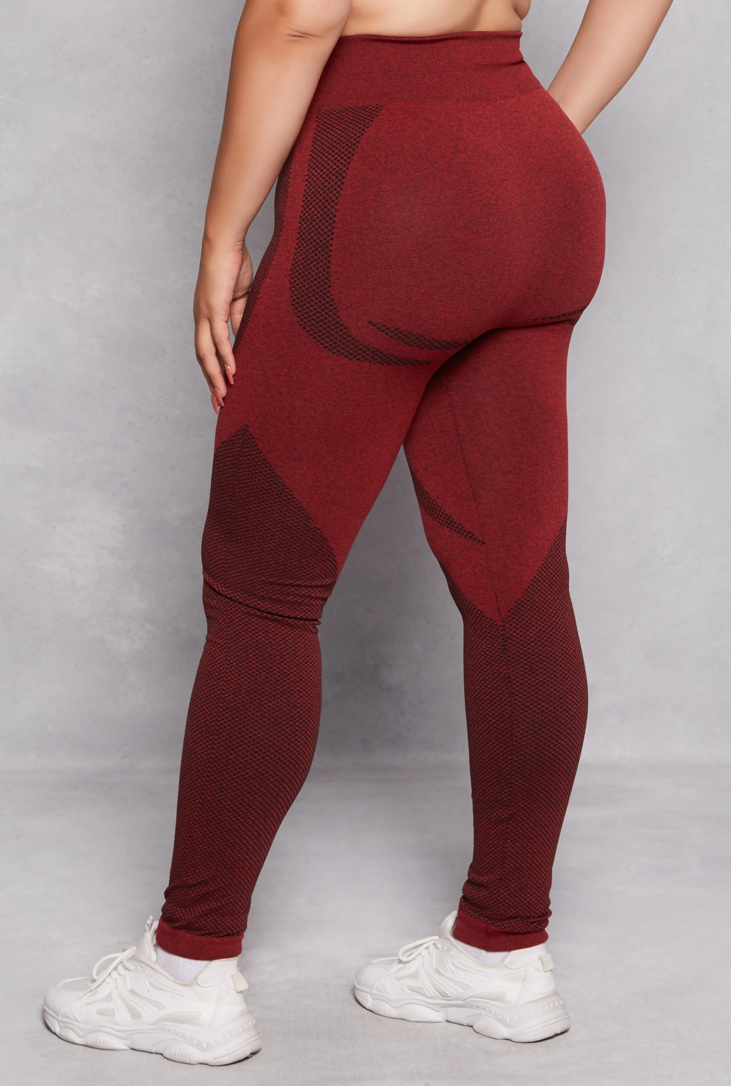 Plus Size Seamless Color Block Active Leggings sold by Rainbow product image thumbnail 3