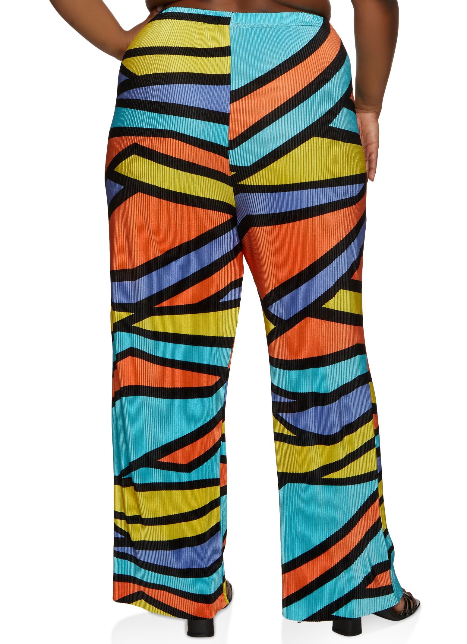 Plus Size Plisse Printed Wide Leg Pants sold by Rainbow product image thumbnail 2