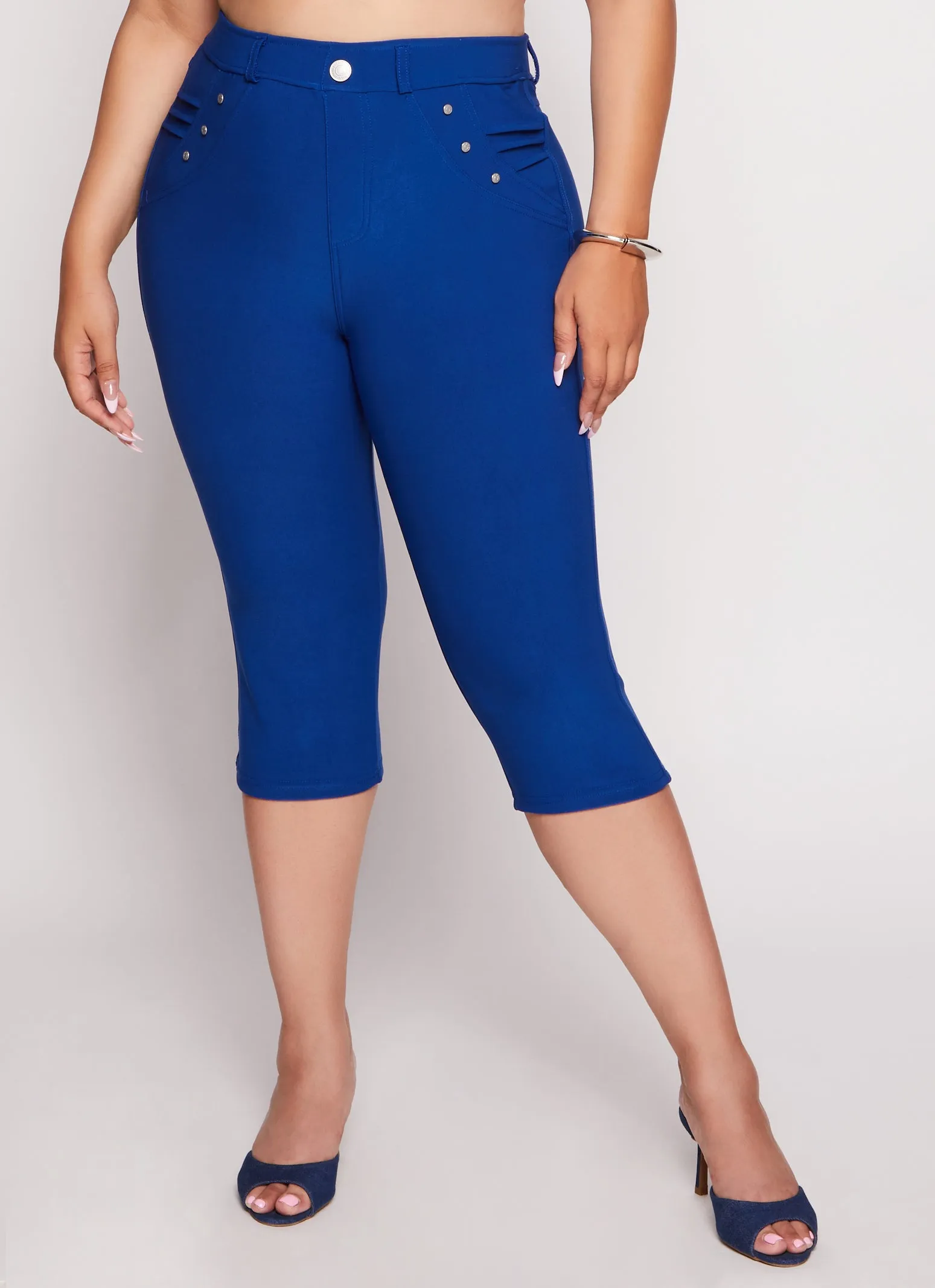 Plus Size Snatched High Waist Capri Pants sold by Rainbow product image thumbnail 2