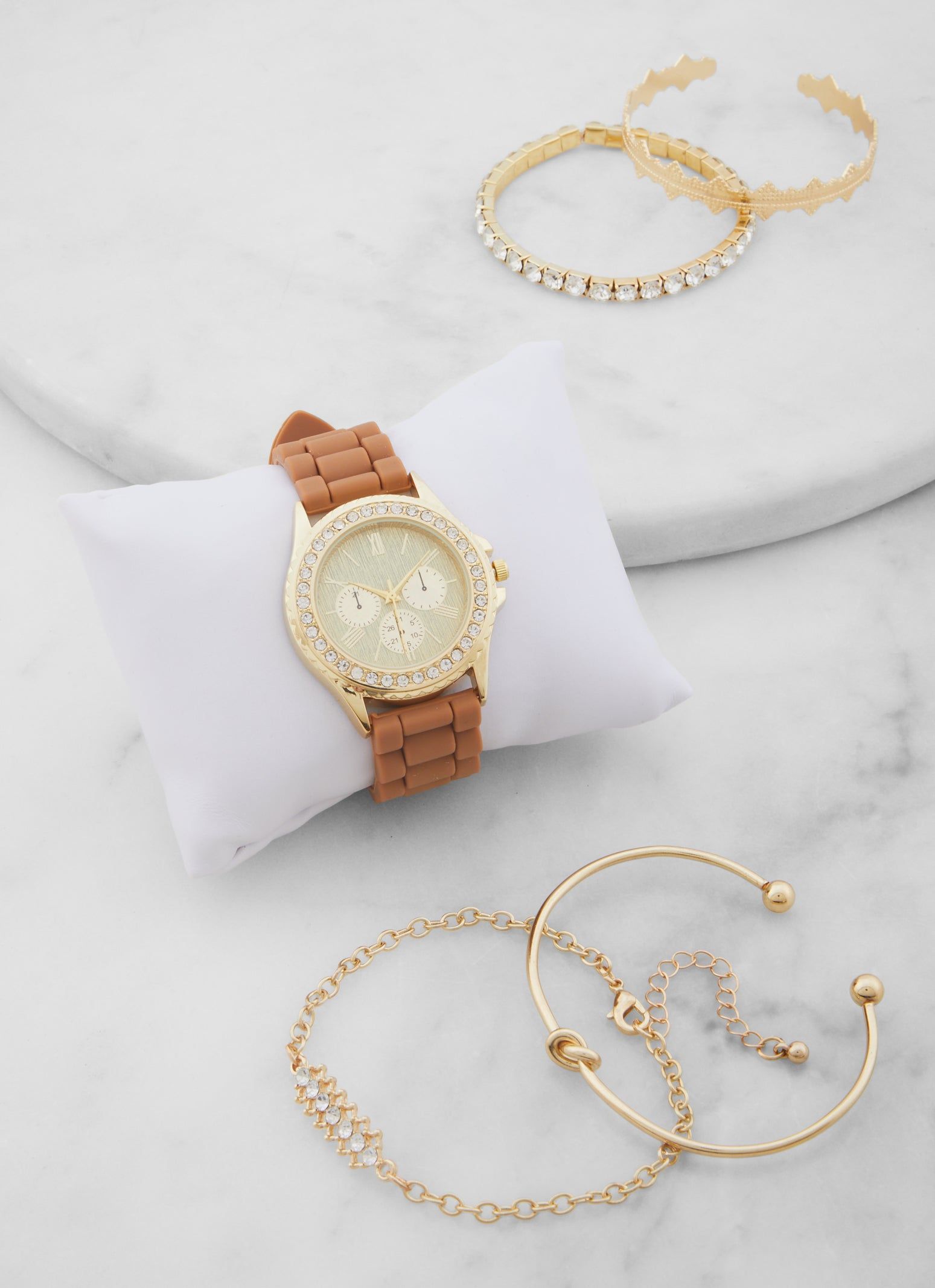 Rhinestone Analog Watch with Bracelets Set sold by Rainbow product image thumbnail 2