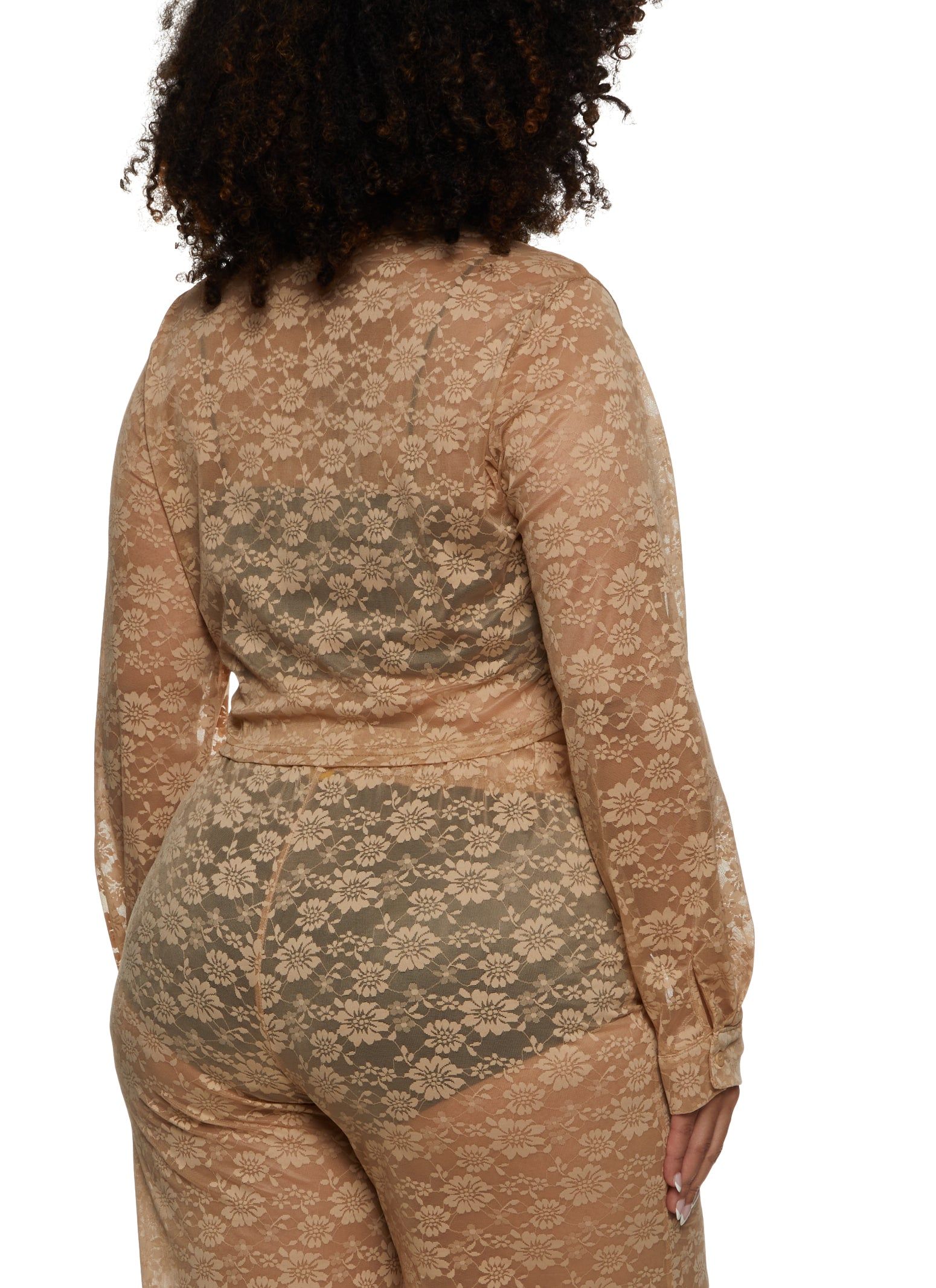 Plus Size Floral Lace Cropped Shirt sold by Rainbow product image thumbnail 3