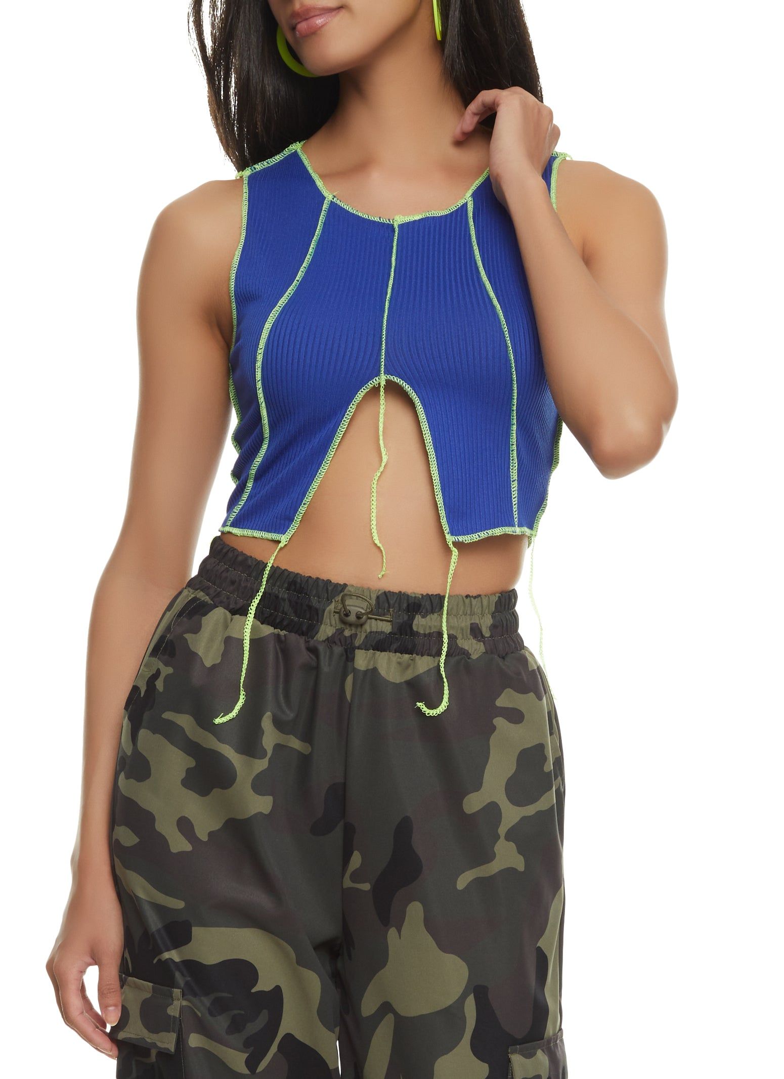 Contrast Decorative Stitch Split Hem Cropped Tank Top sold by Rainbow