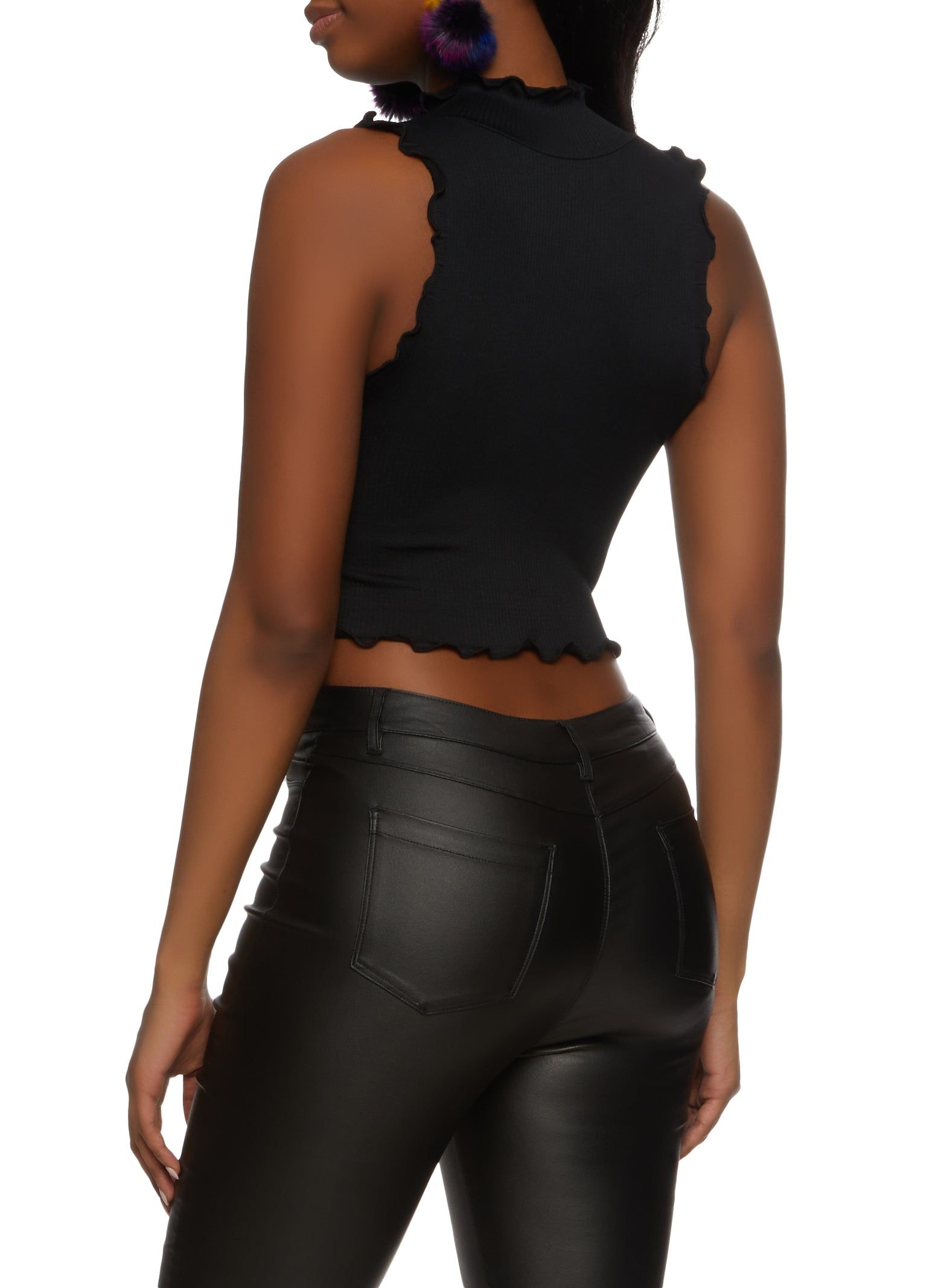 Seamless Lettuce Edge Cropped Tank Top sold by Rainbow product image thumbnail 2