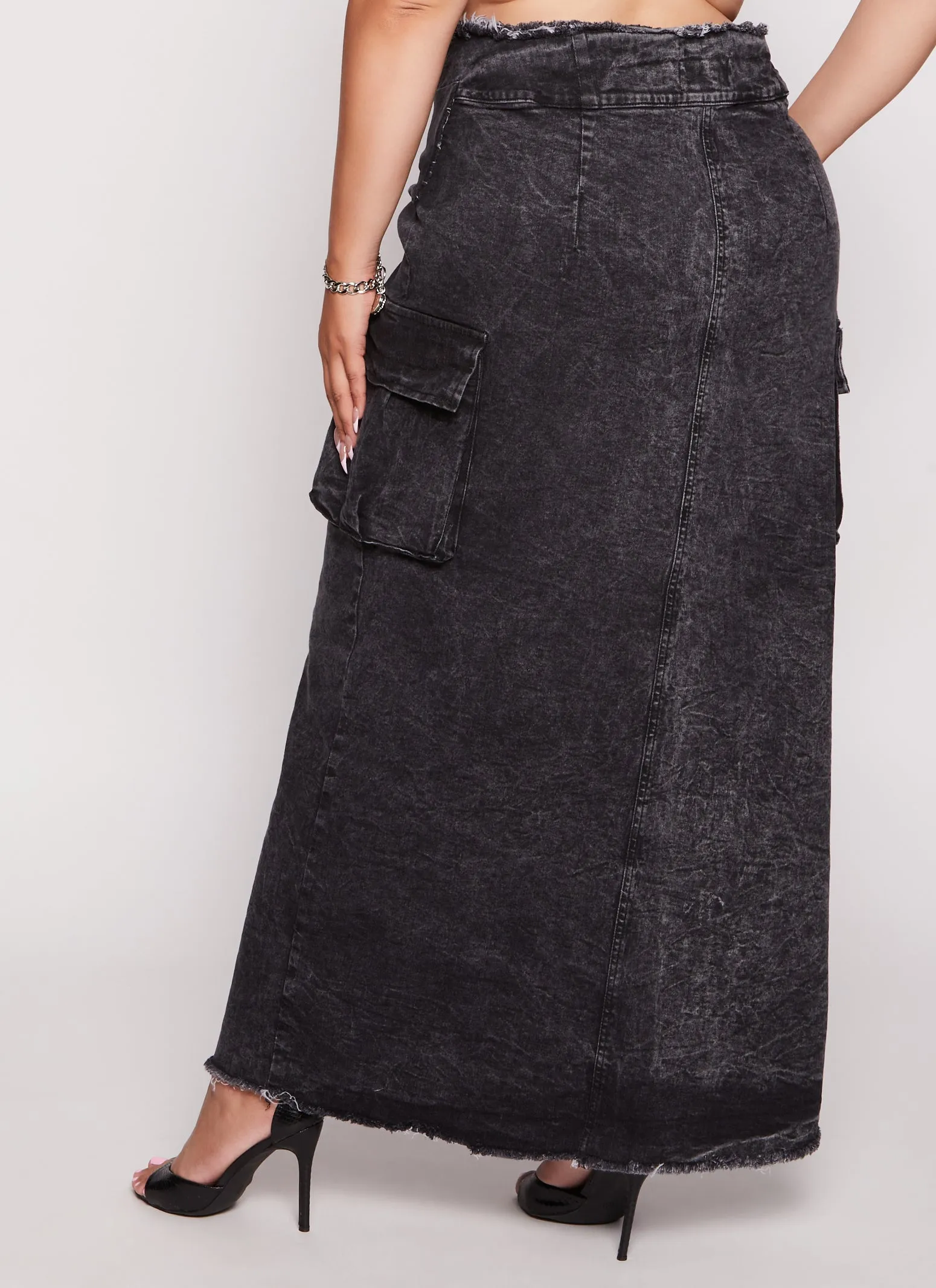 Plus Size Tie Waist Frayed Hem Denim Maxi Skirt sold by Rainbow product image thumbnail 3