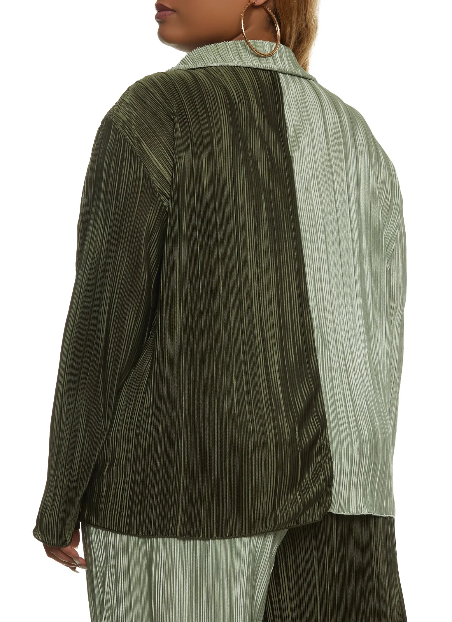 Plus Size Plisse Color Block Button Front Shirt sold by Rainbow product image thumbnail 3