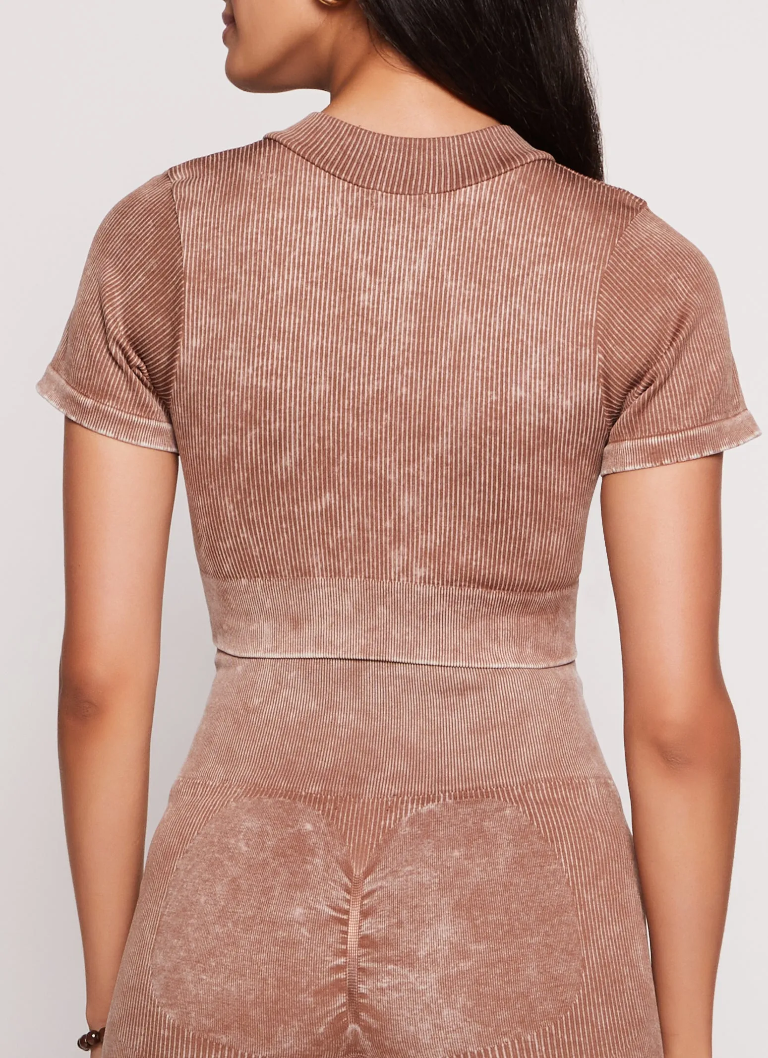 Daisy Seamless Ribbed Zip Front Short Sleeve Crop Top sold by Rainbow product image thumbnail 3
