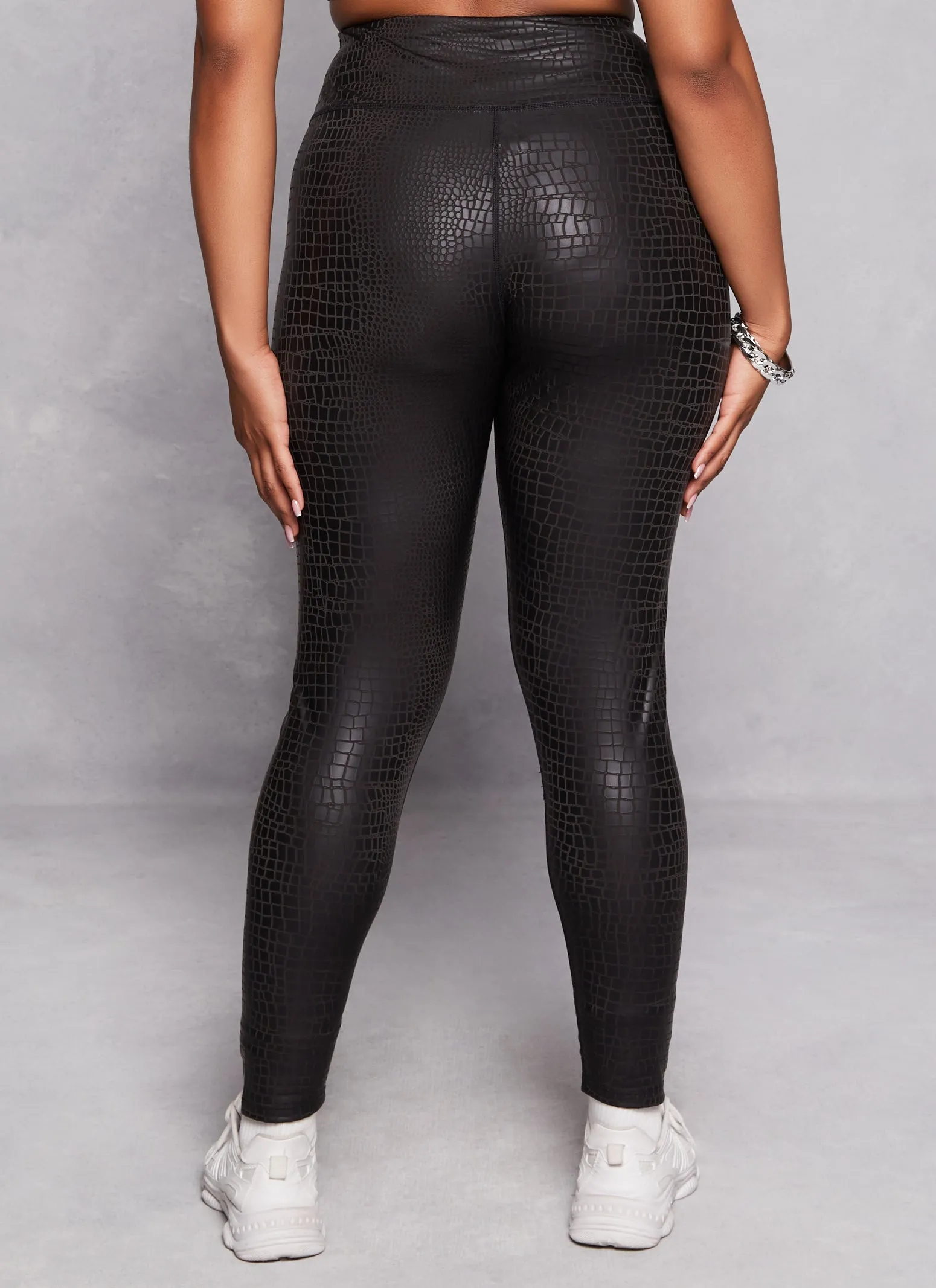 Plus Size Faux Croc Print Leggings sold by Rainbow product image thumbnail 3