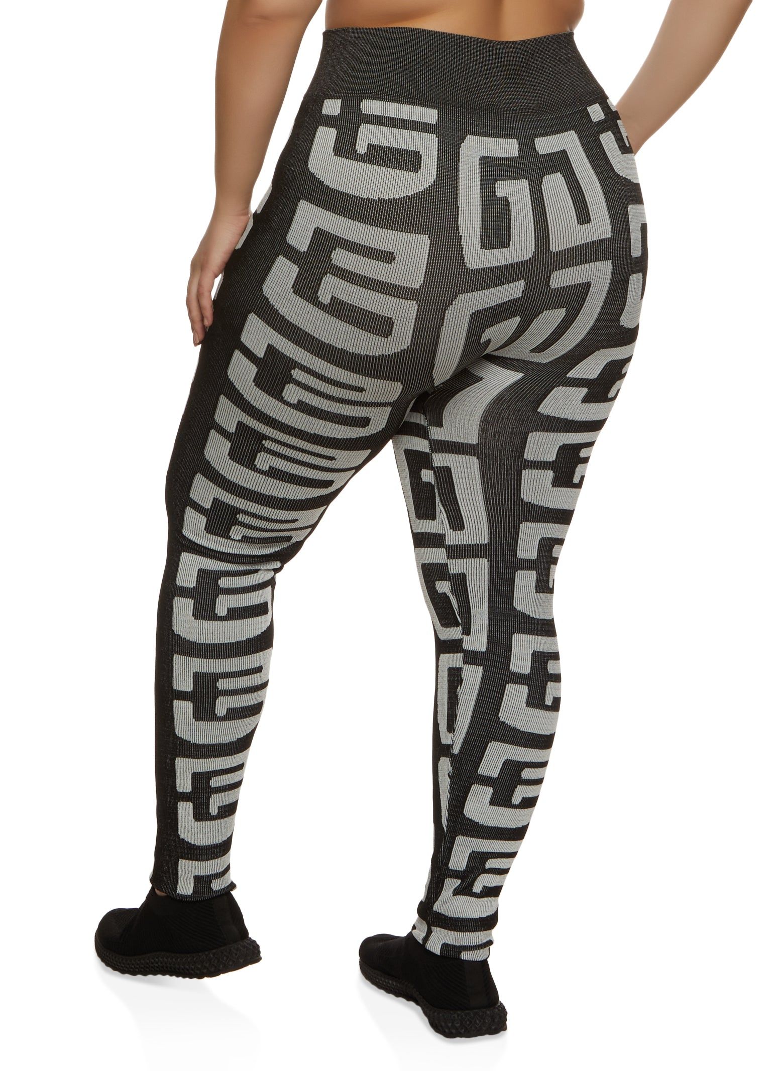 Plus Size Seamless Geometric Print High Waist Leggings sold by Rainbow product image thumbnail 2