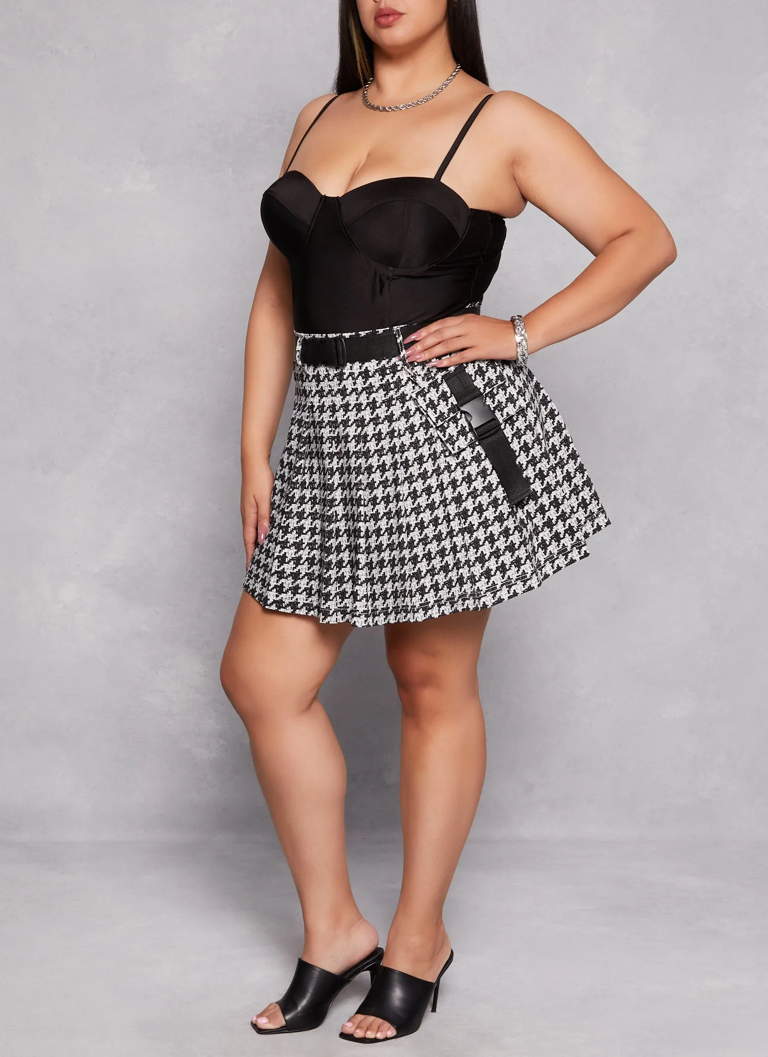 Plus Size Houndstooth Belted Pleated Skirt sold by Rainbow