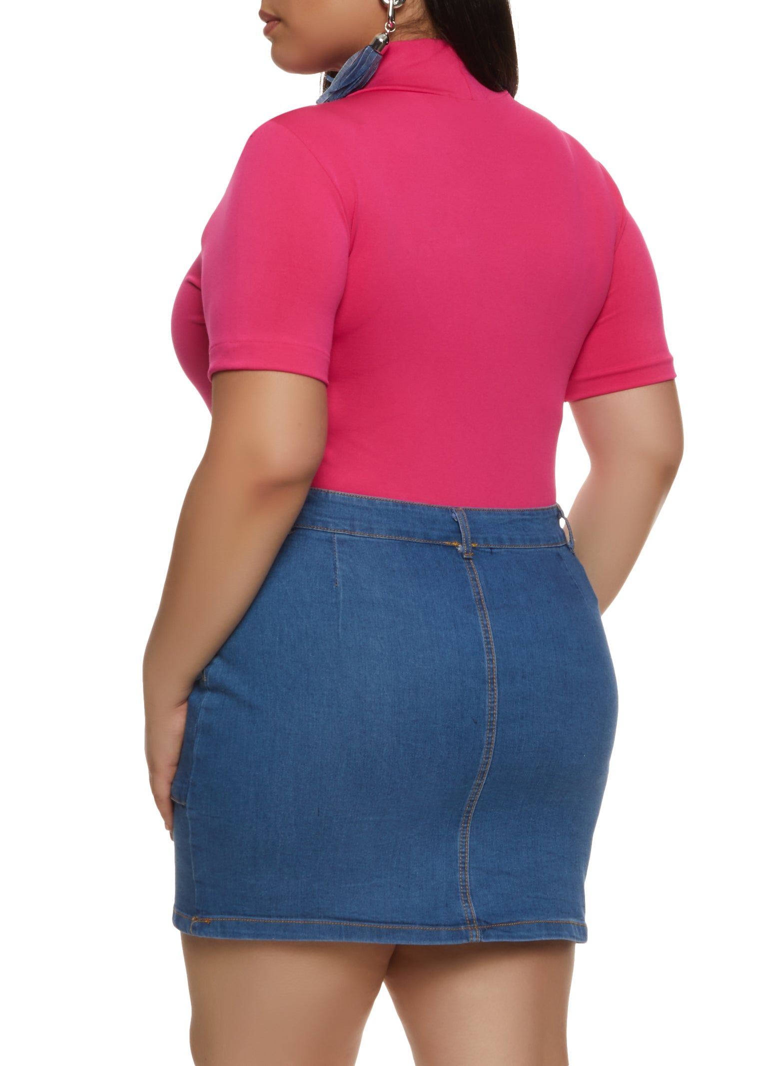 Plus Size Mock Neck Short Sleeve Seamless Bodysuit sold by Rainbow product image thumbnail 3